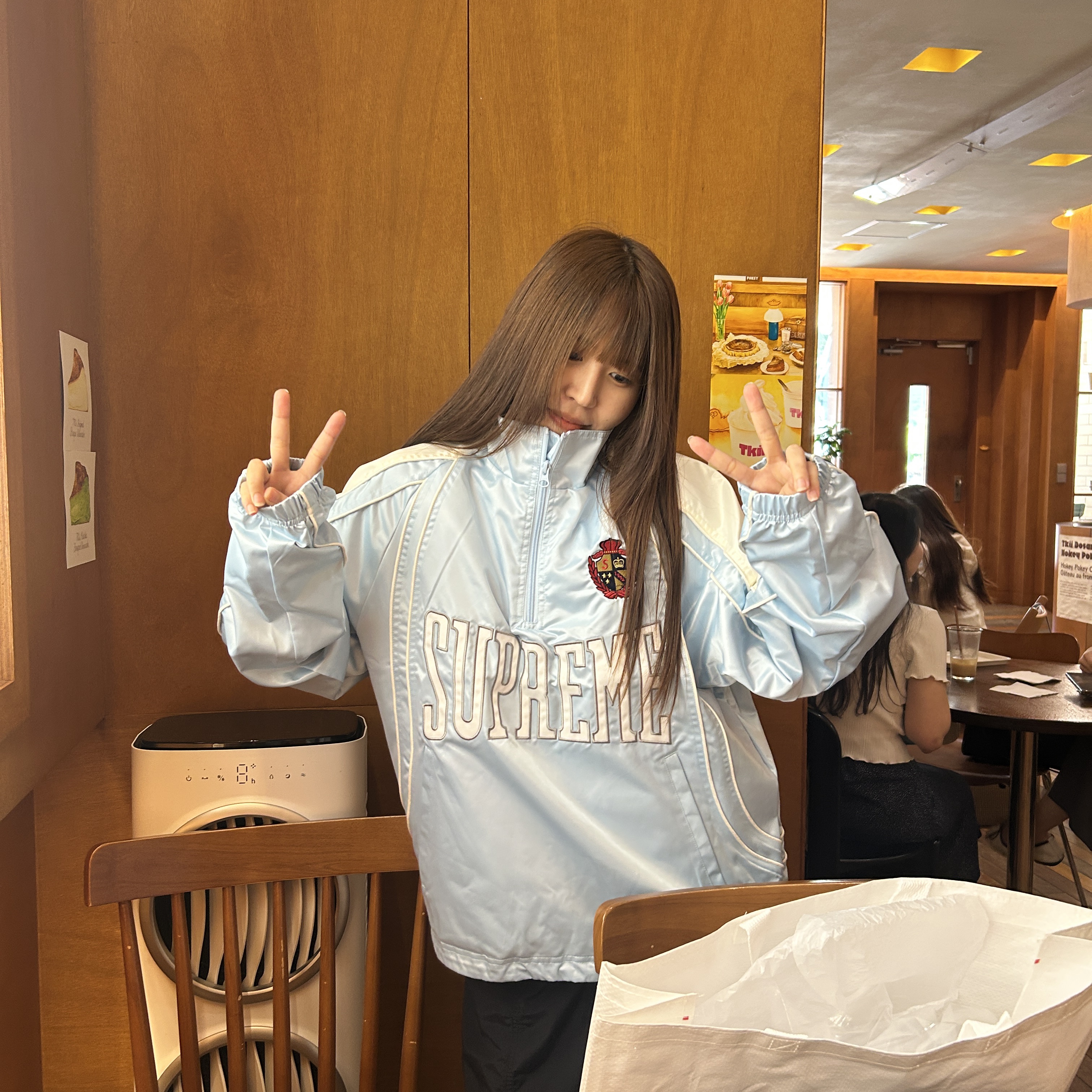 Supreme Satin Piping Pullover Light Blue - 25SS 착용 스타일