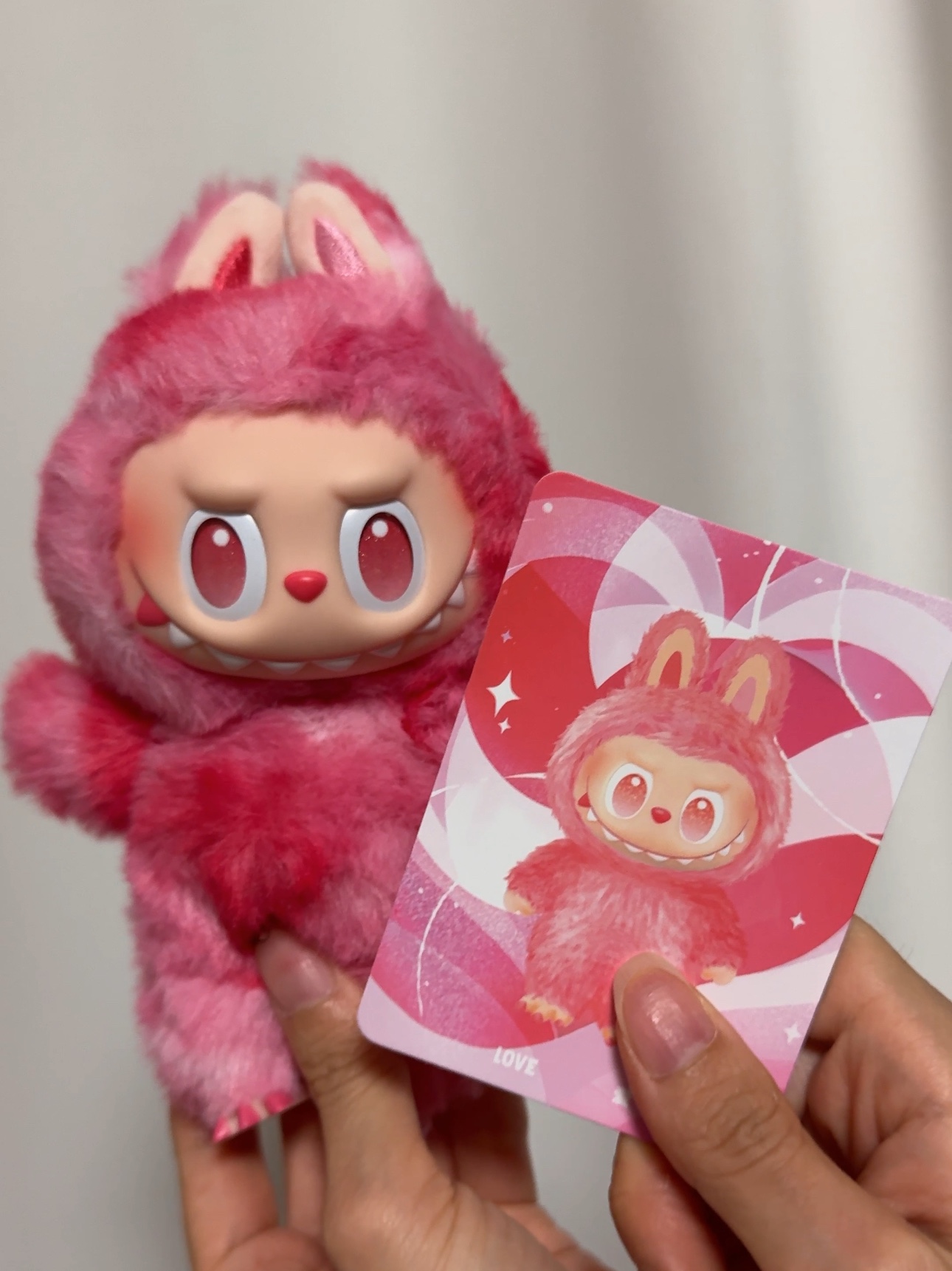 Pop Mart Labubu The Monsters Highlight Series ID Keyring (Opened Case) 착용 스타일 - 2