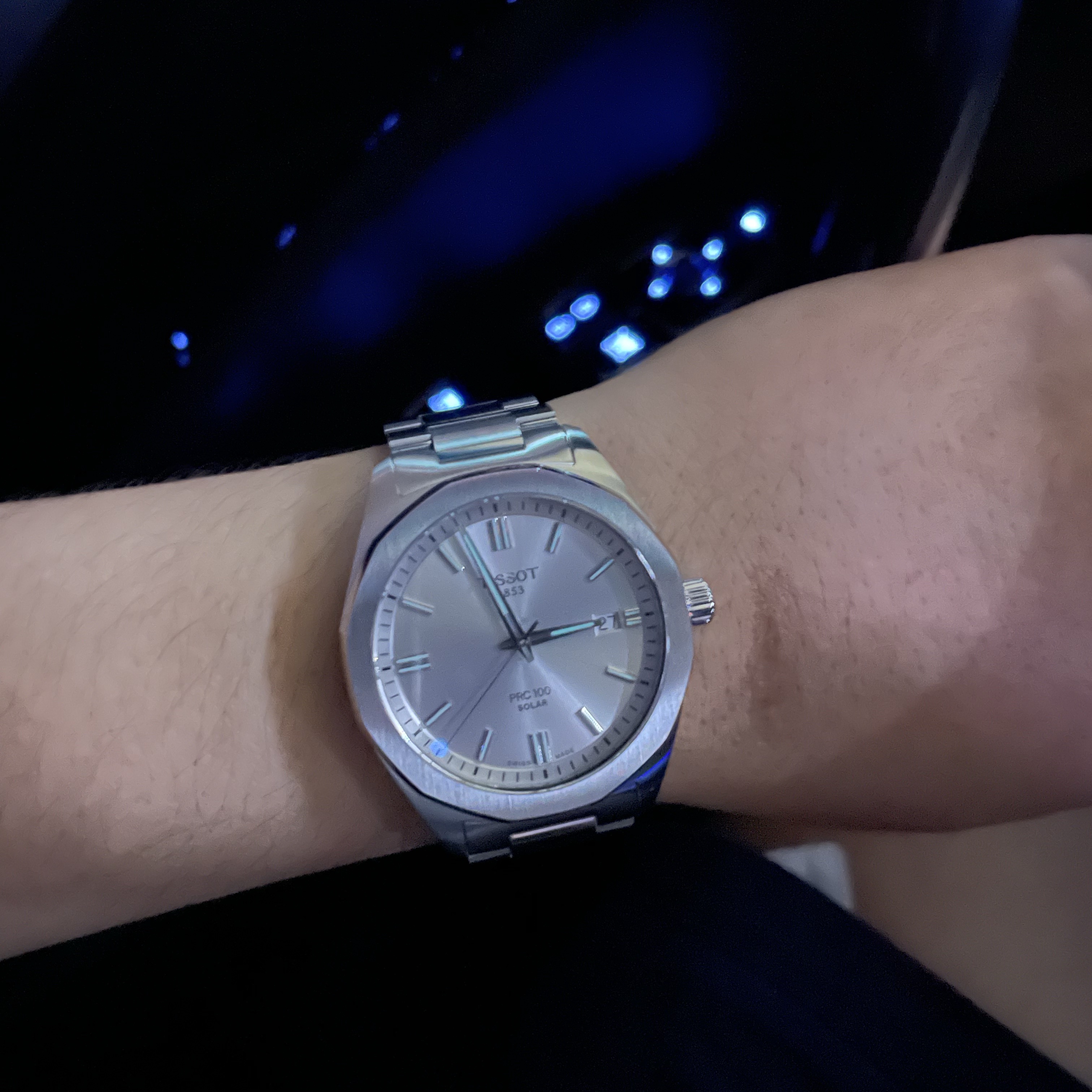 Tissot PRC 100 Solar Quartz 39mm Stainless Steel Silver 착용 스타일