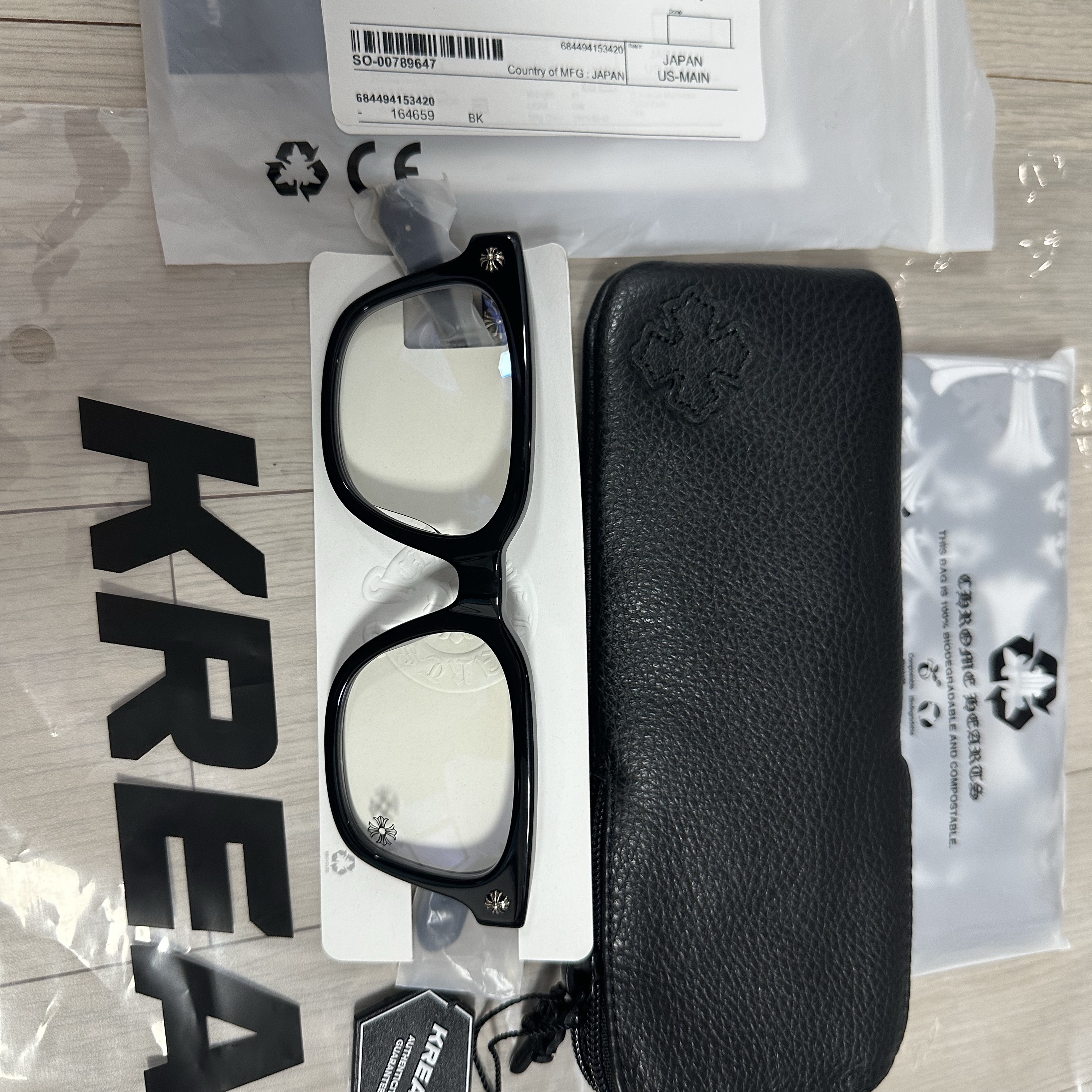 Chrome Hearts Cox Ucker Black 착용 스타일