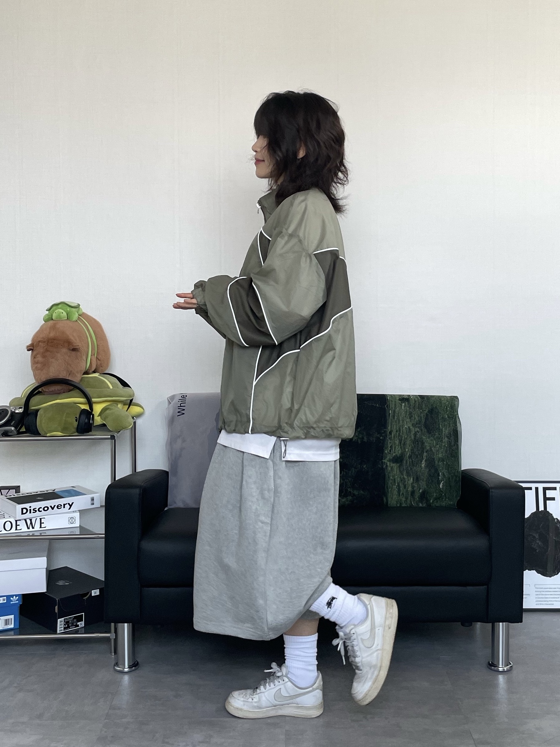 Nike Air Force 1 '07 Low White, Stussy Small Stock Crew Socks White (3 Pack) 착용 스타일 - 4
