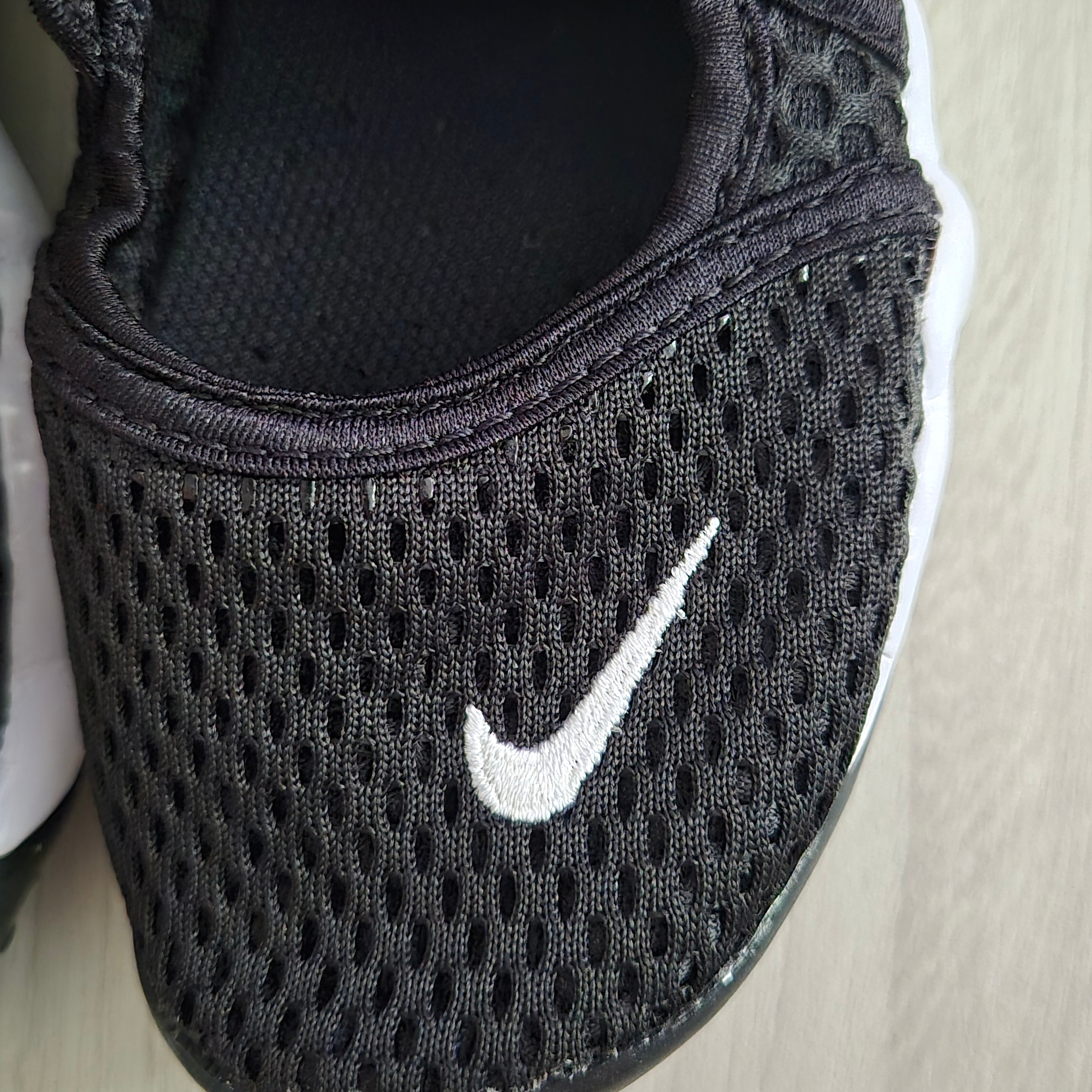 (GS/PS) Nike Air Rift Black White 착용 스타일 - 2