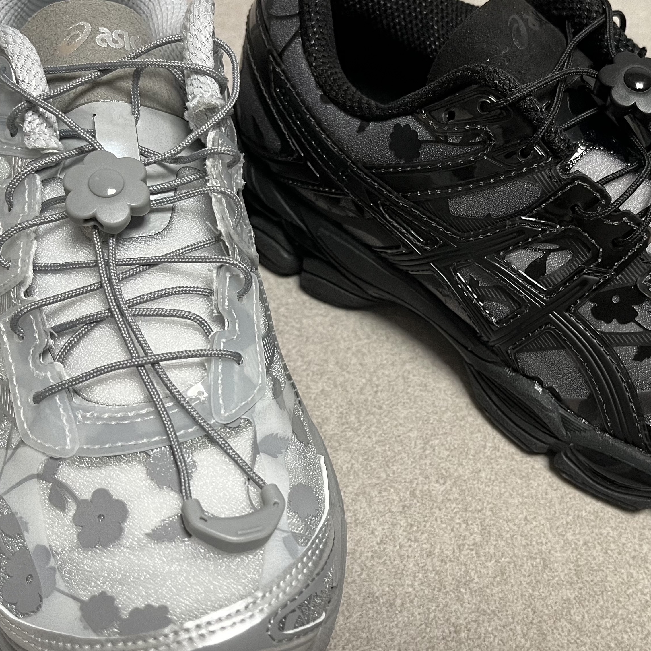 Asics x Cecilie Bahnsen Gel-Cumulus 16 Black, Asics x Cecilie Bahnsen Gel-Cumulus 16 Gray 착용 스타일 - 3