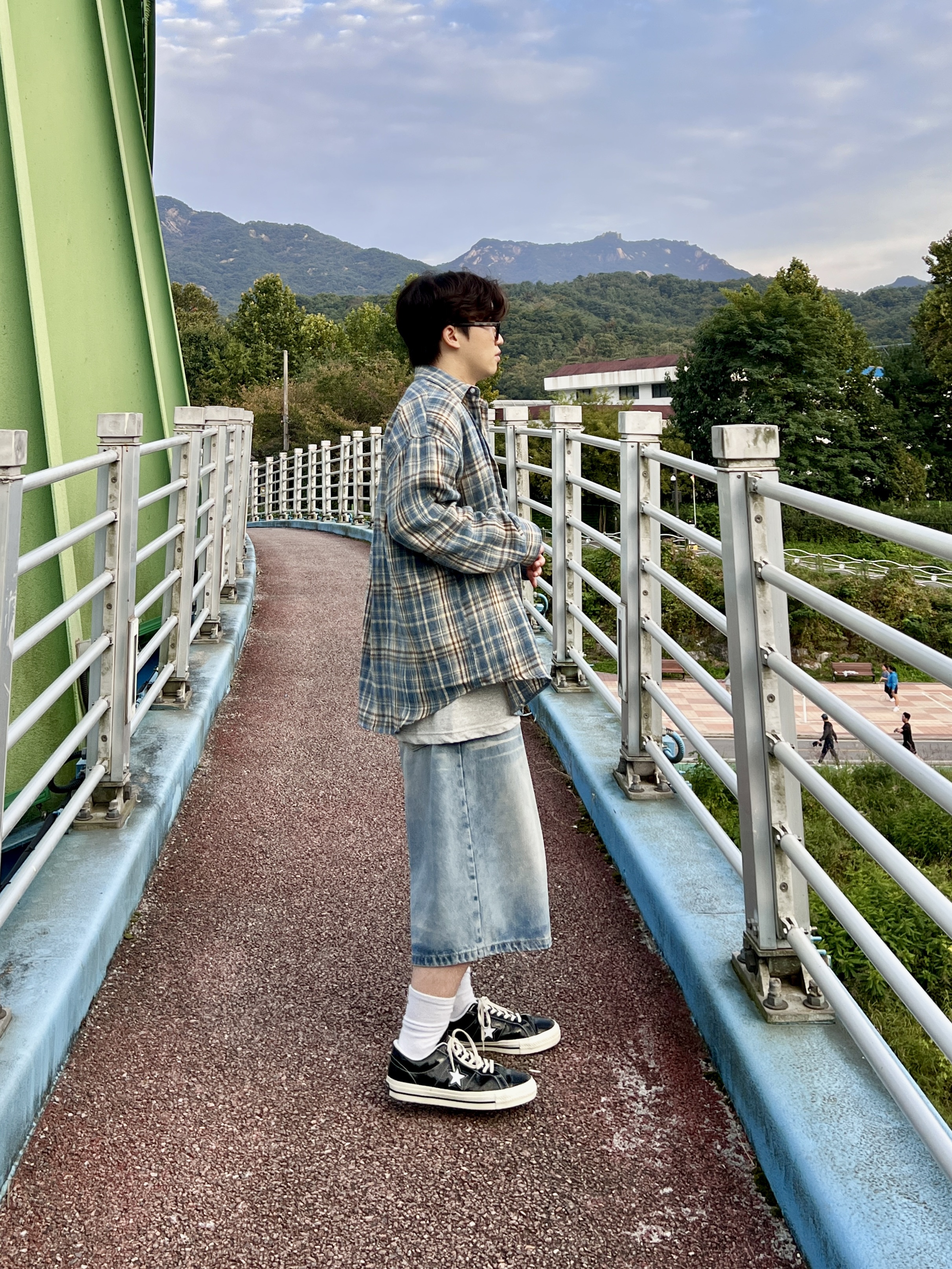 Converse One Star Ox HanByeol Black, Converse One Star Ox Black 착용 스타일 - 1