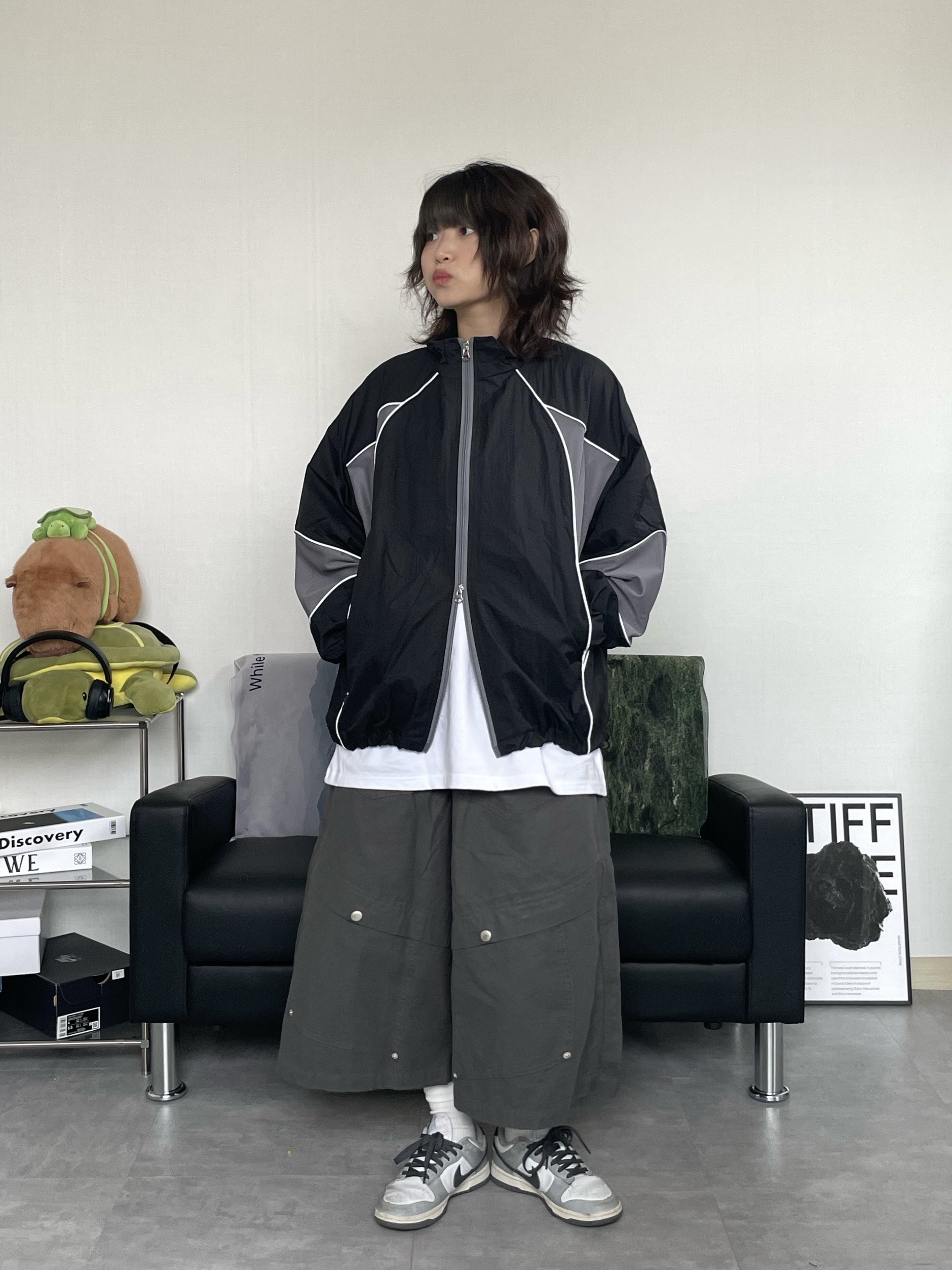 (W) Nike Dunk Low Light Smoke Grey 착용 스타일 - 1