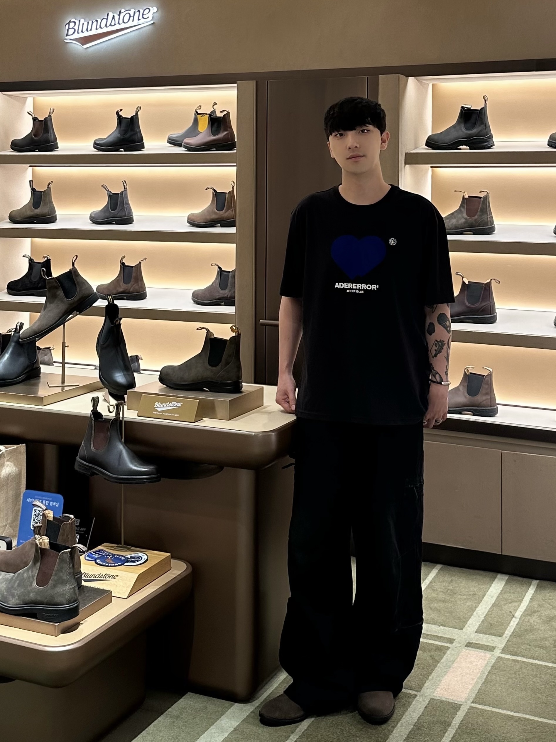 Blundstone Original 1615 Chelsea Boots Dark Olive 착용 스타일 - 1