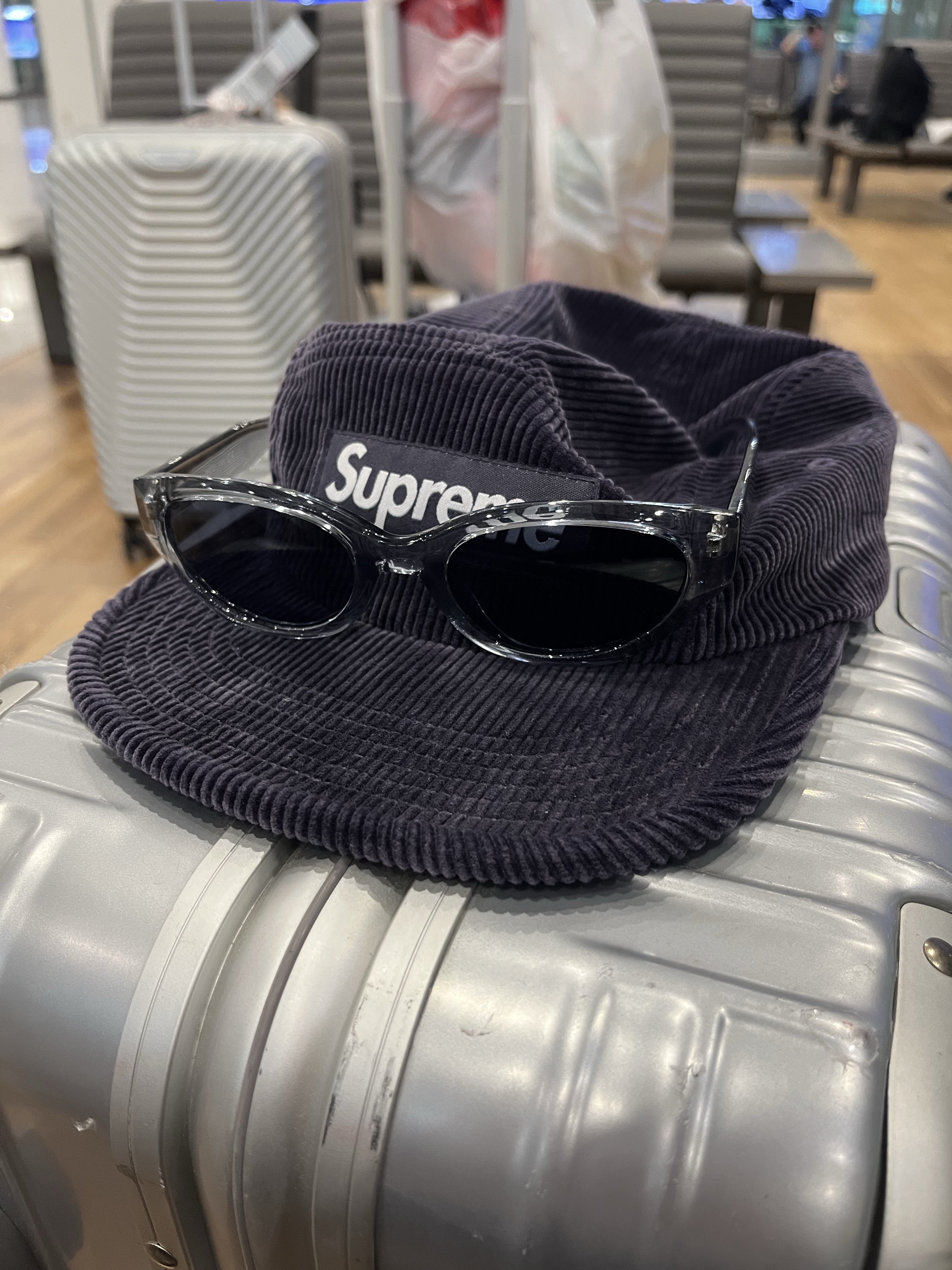Supreme Corduroy Camp Cap Navy - 25SS, Nike x Supreme Air Force 1 Low Black 착용 스타일 - 4