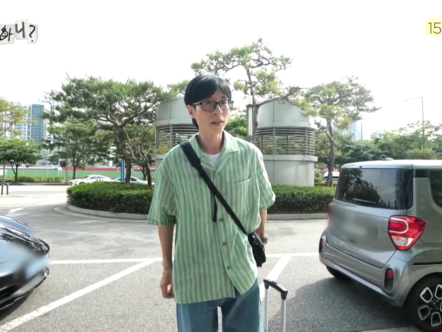 STU Back Raglan Stripe Linen Shirt Green 착용 스타일 - 1