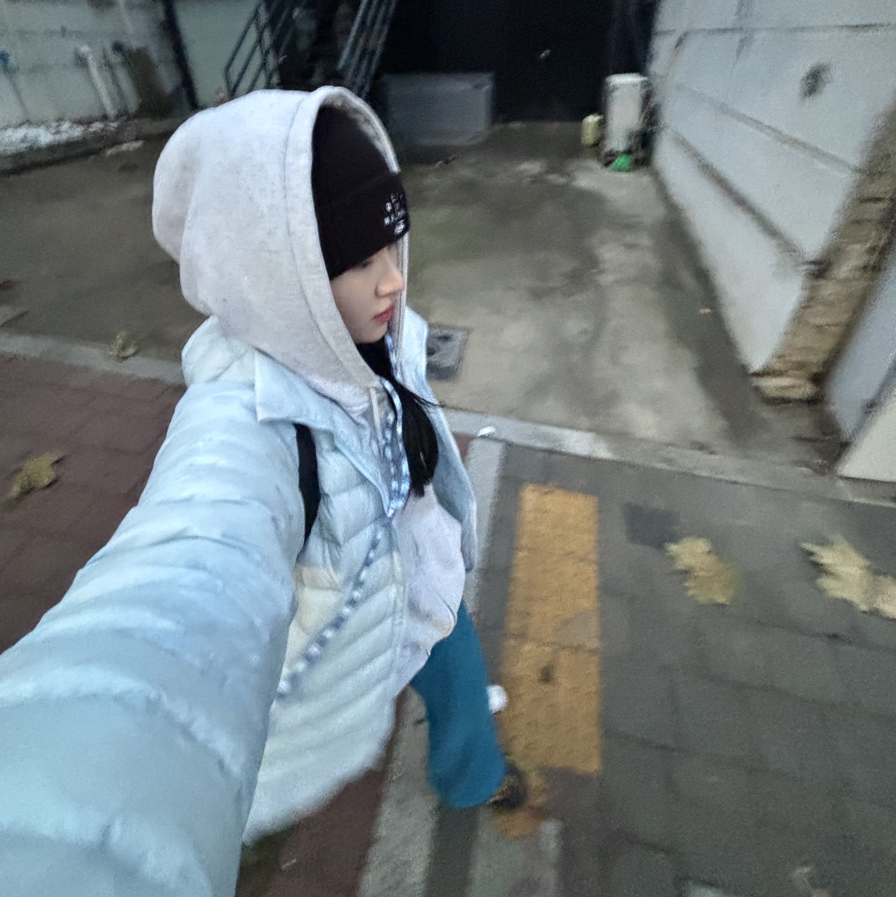 Arc'teryx Cerium Hoody Daybreak 착용 스타일