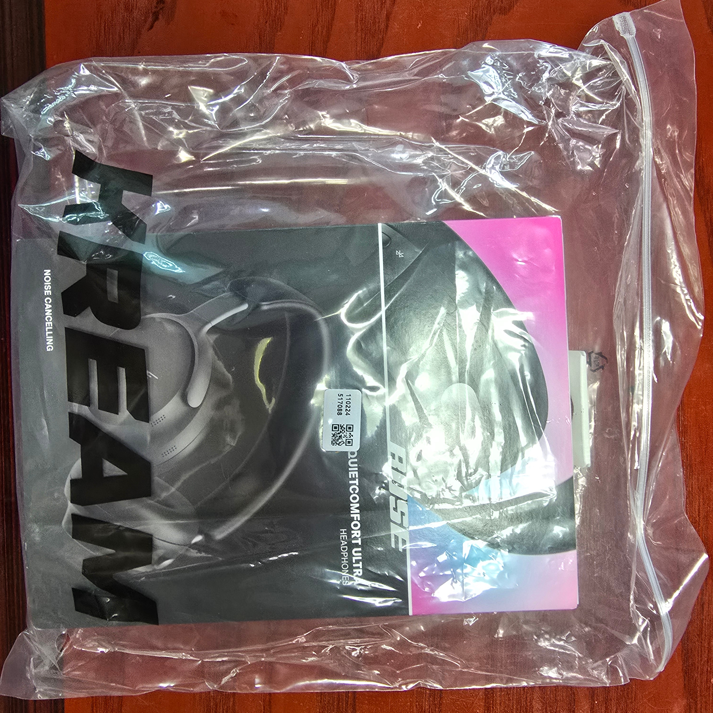 BOSE QC Ultra Black (Korean Ver.) 착용 스타일 - 2