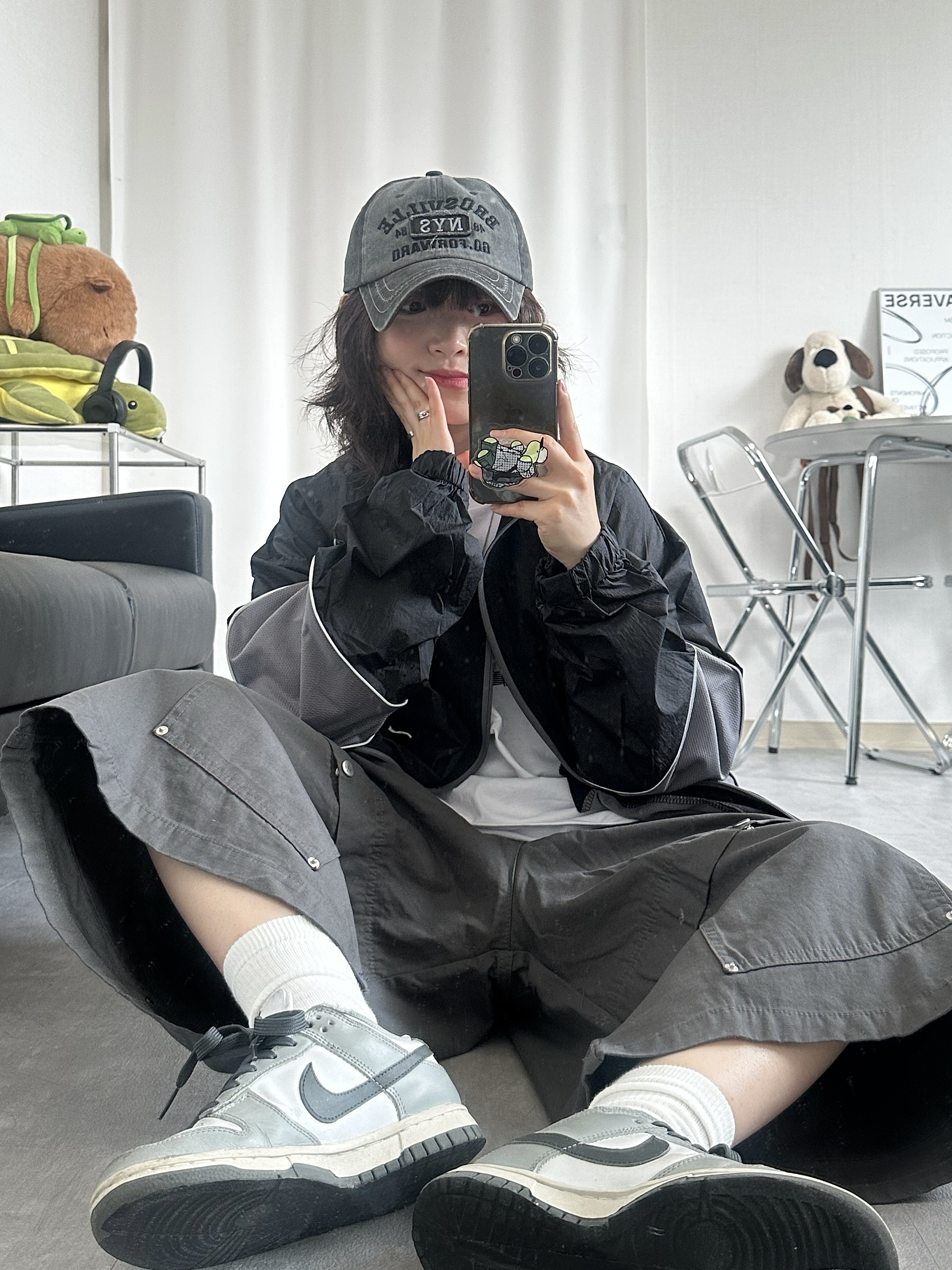 (W) Nike Dunk Low Light Smoke Grey 착용 스타일 - 7