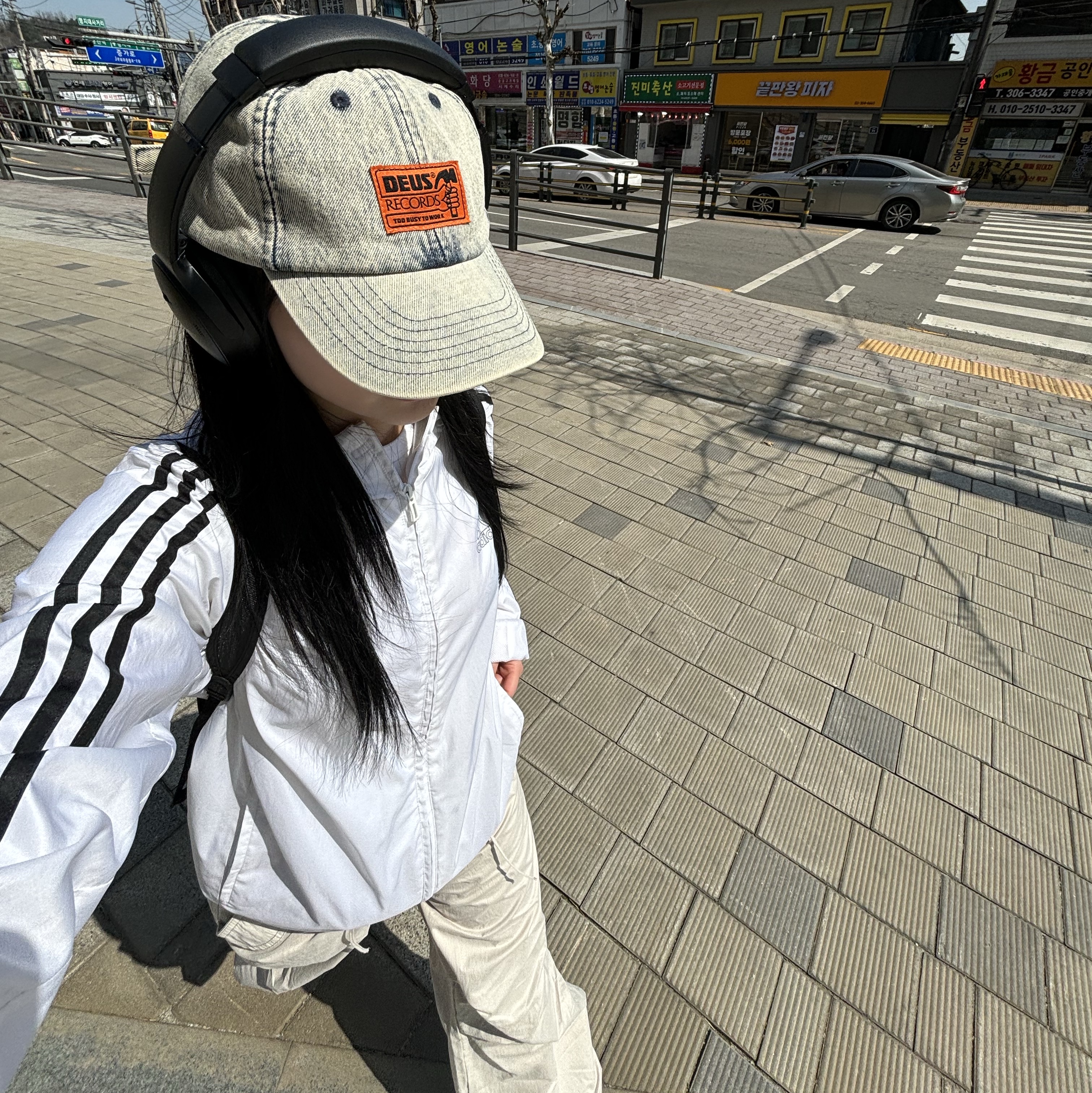 Deus Ex Machina Ortiz Denim Cap Light Blue 착용 스타일