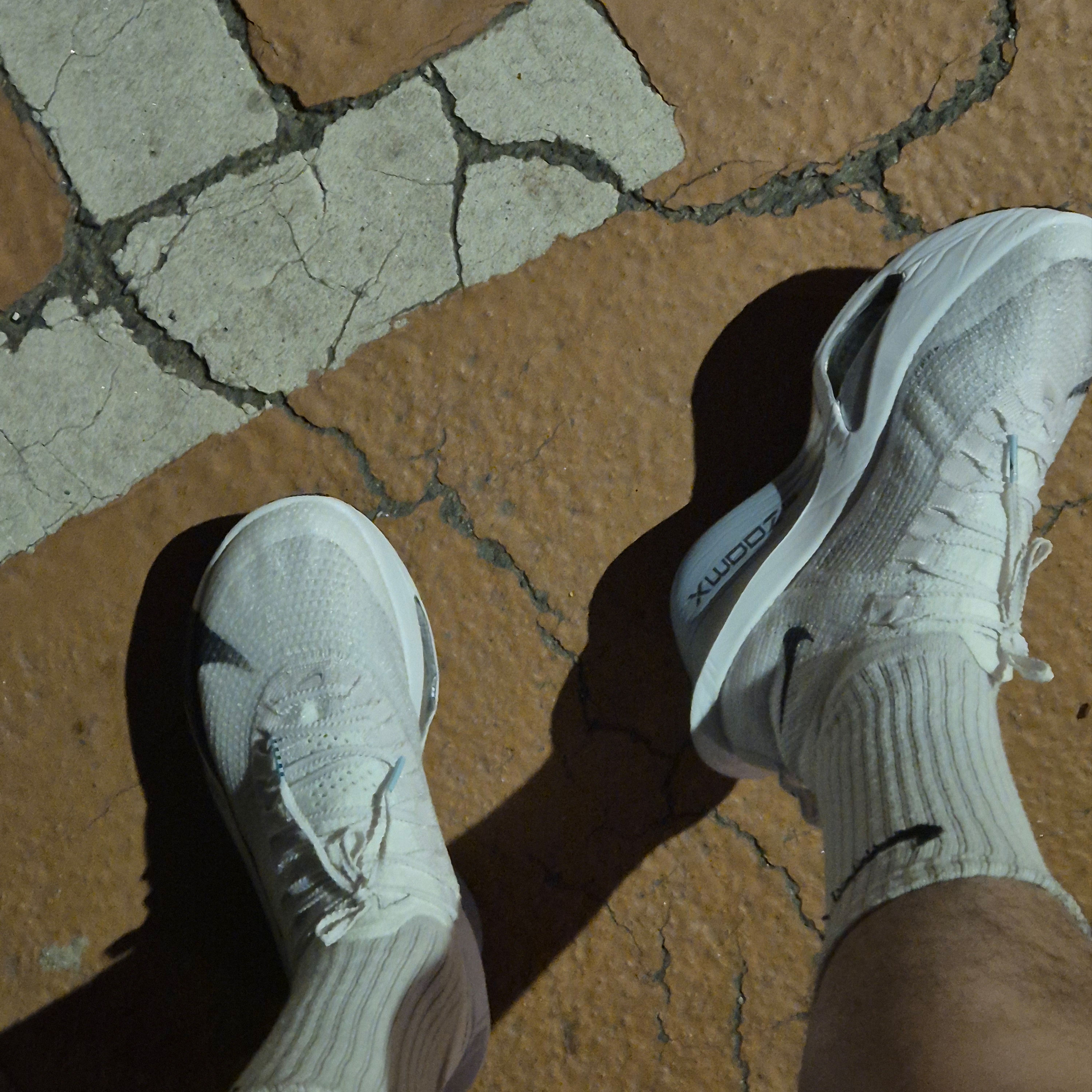 Nike Air Zoom Alphafly Next% 3 White Pure Platinum 착용 스타일
