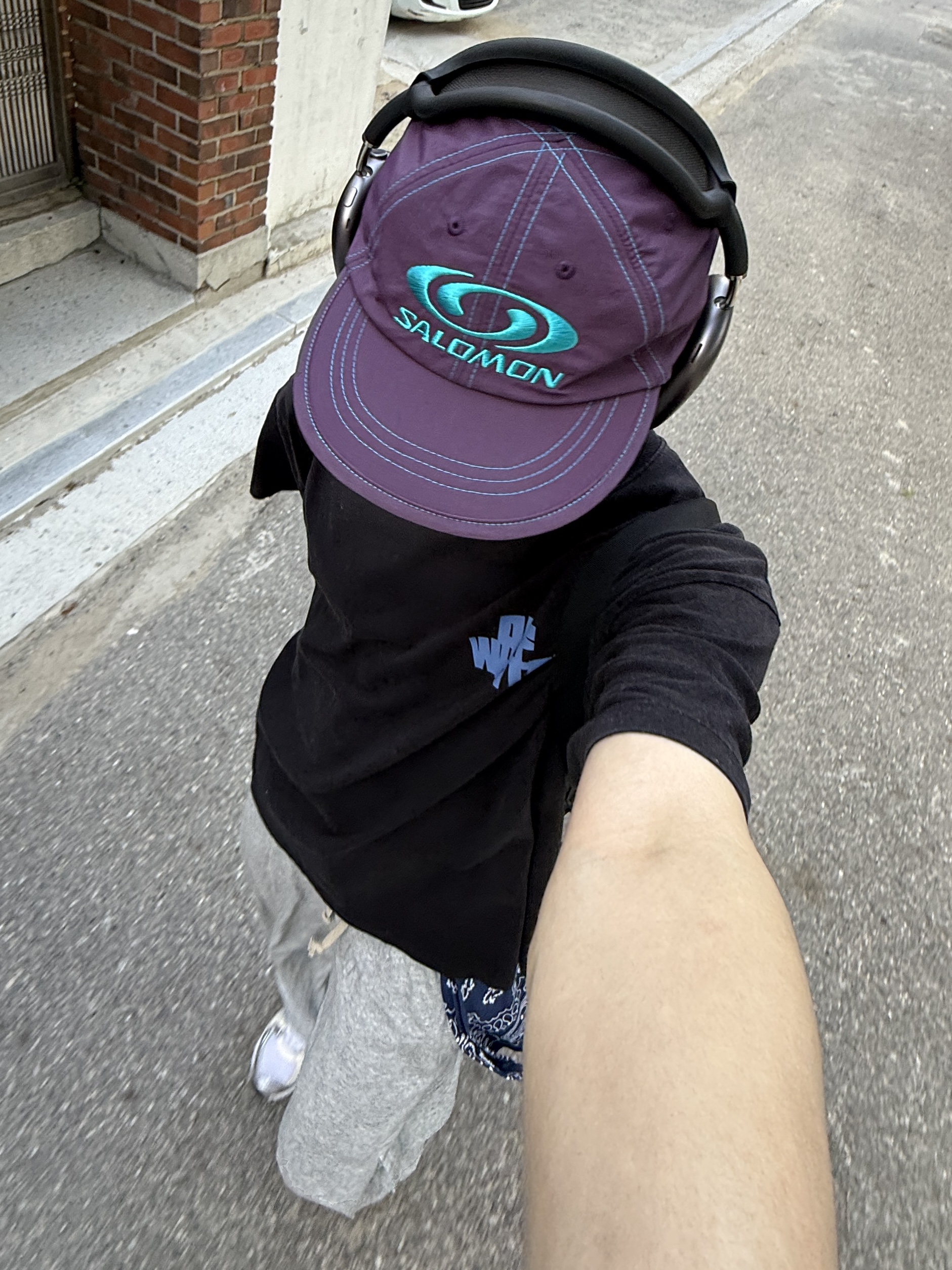 (W) Asics Gel-Kayano 14 White Midnight, Supreme Hav-A-Hank Bandanas Multicolor (Set of 3) - 24SS 착용 스타일 - 3