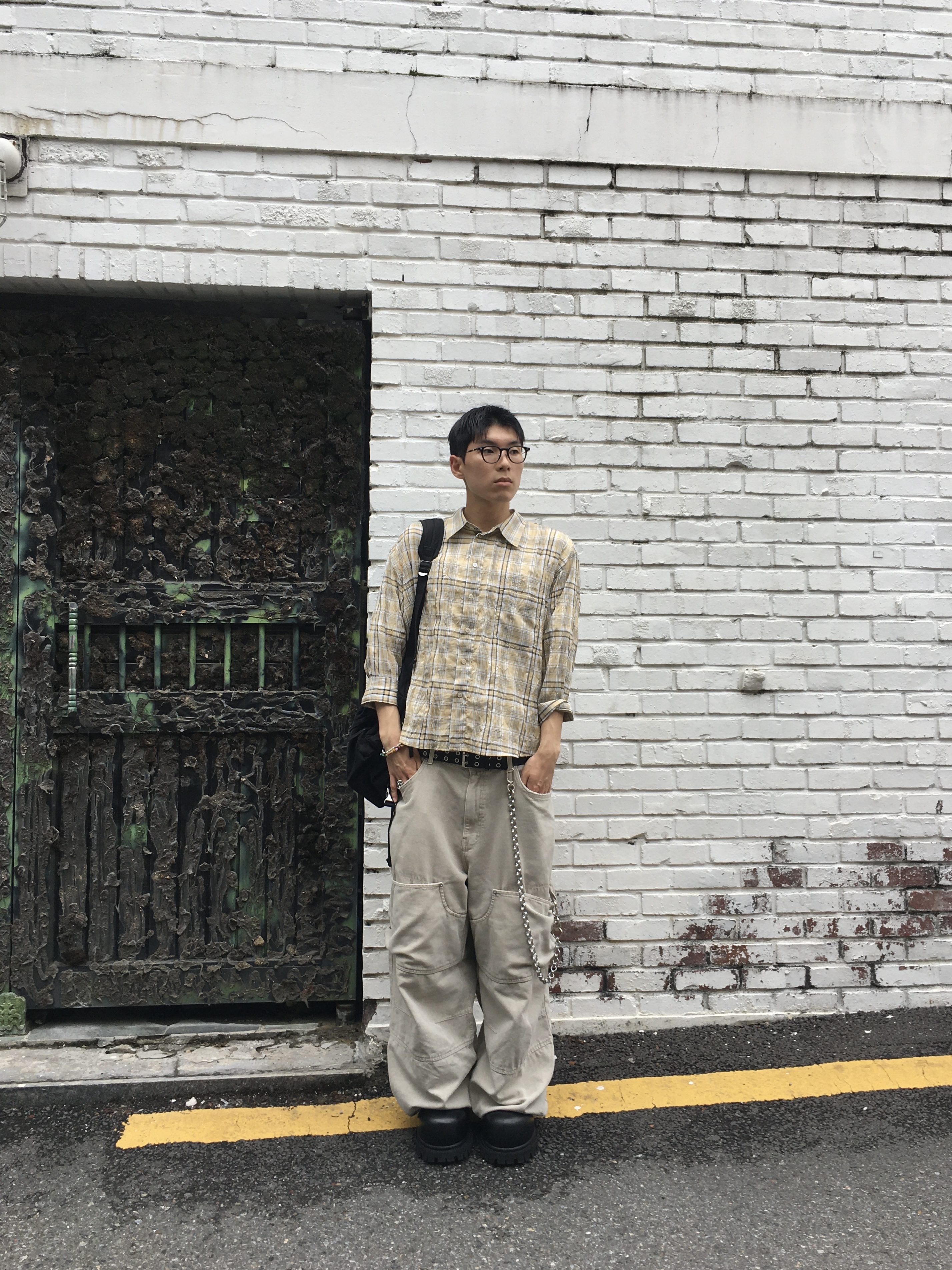 Nonnod Double Knee Cover Pants Vintage Beige, Balenciaga Stomper Bootie Black 착용 스타일 - 2
