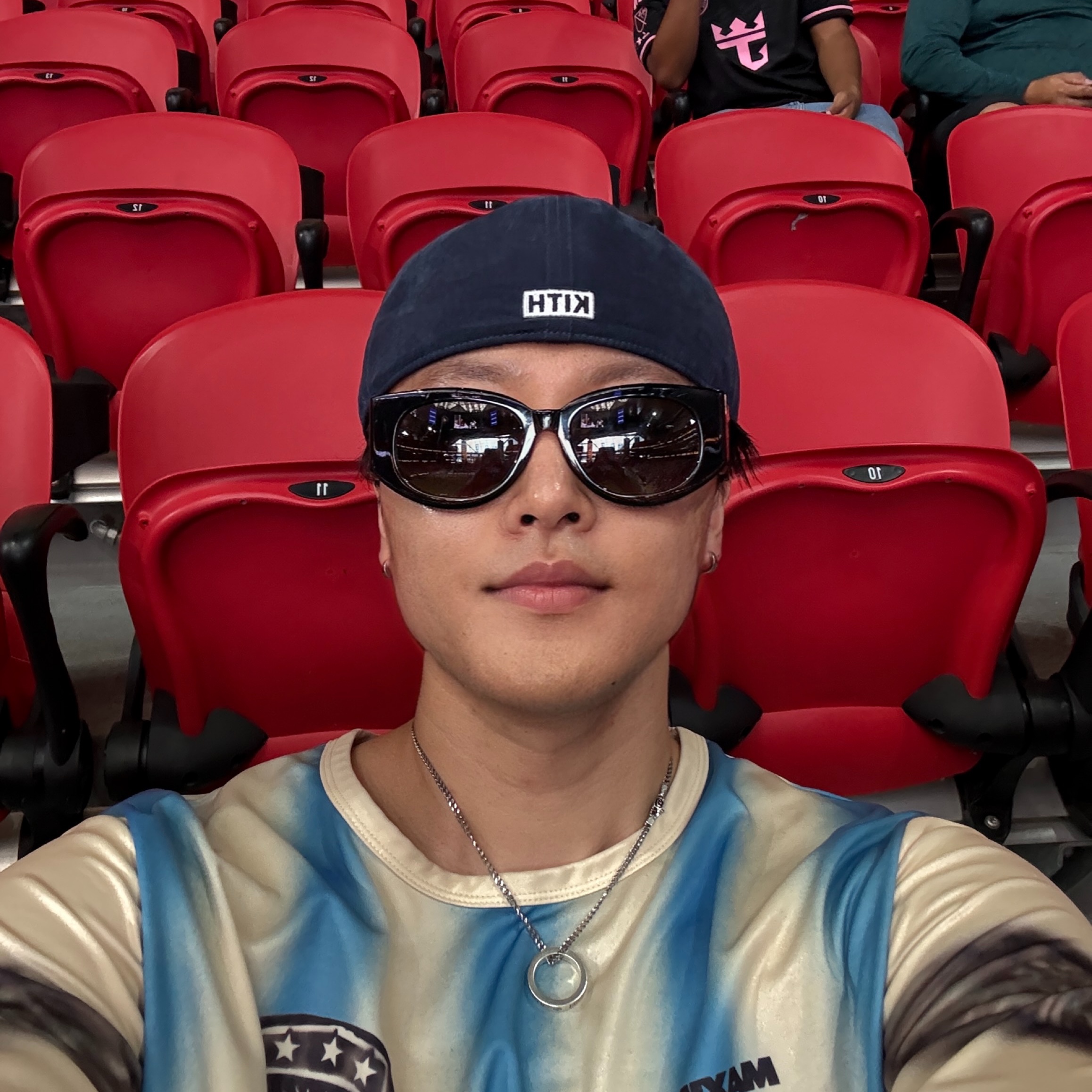 Kith x New Era the New York Yankees 59Fifty Navy, Travis Scott Argentina Soccer Jersey White Light Blue 착용 스타일 - 4
