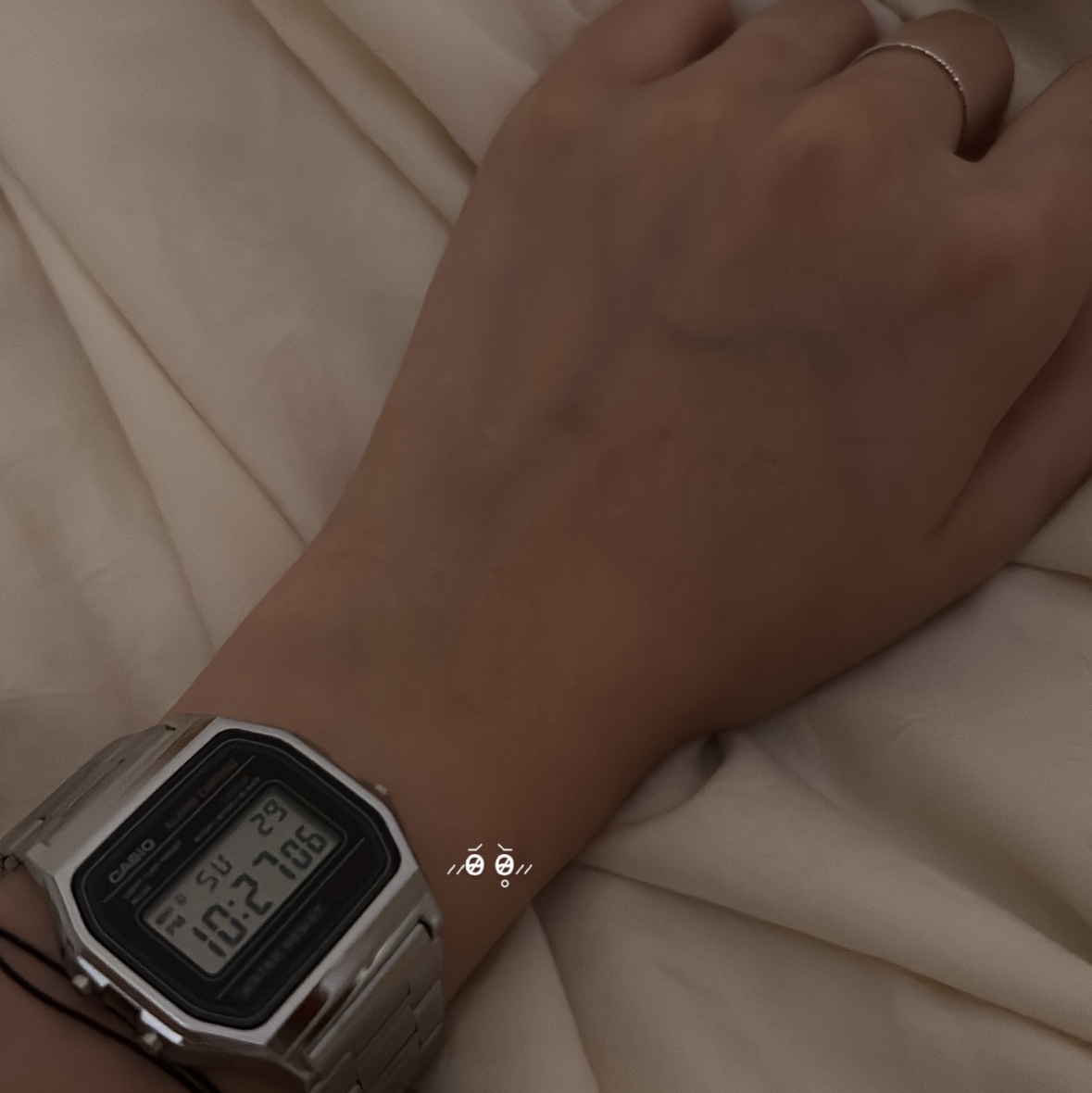 Casio A-158WA-1 착용 스타일