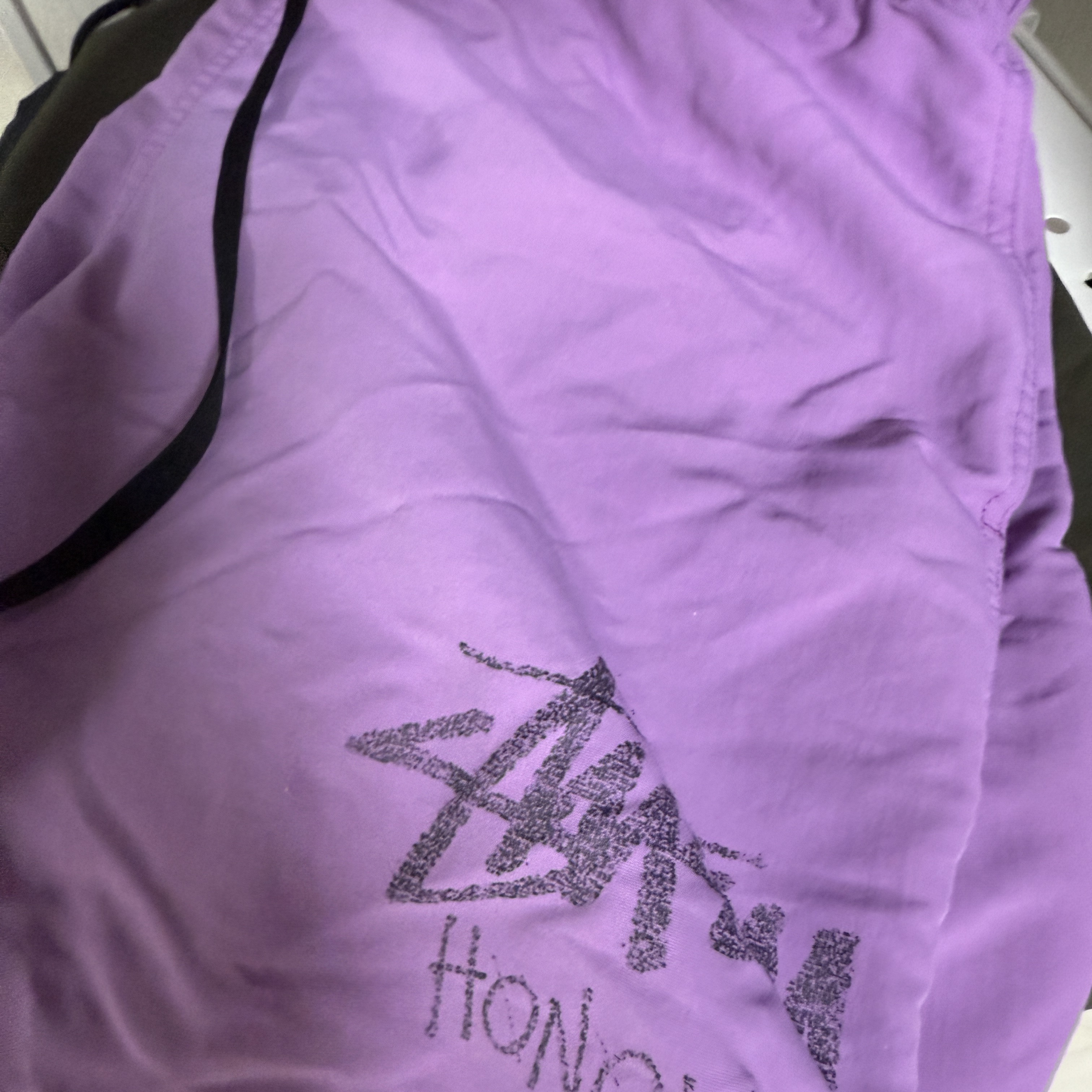 Stussy Big Basic Mesh Shorts Rose 착용 스타일