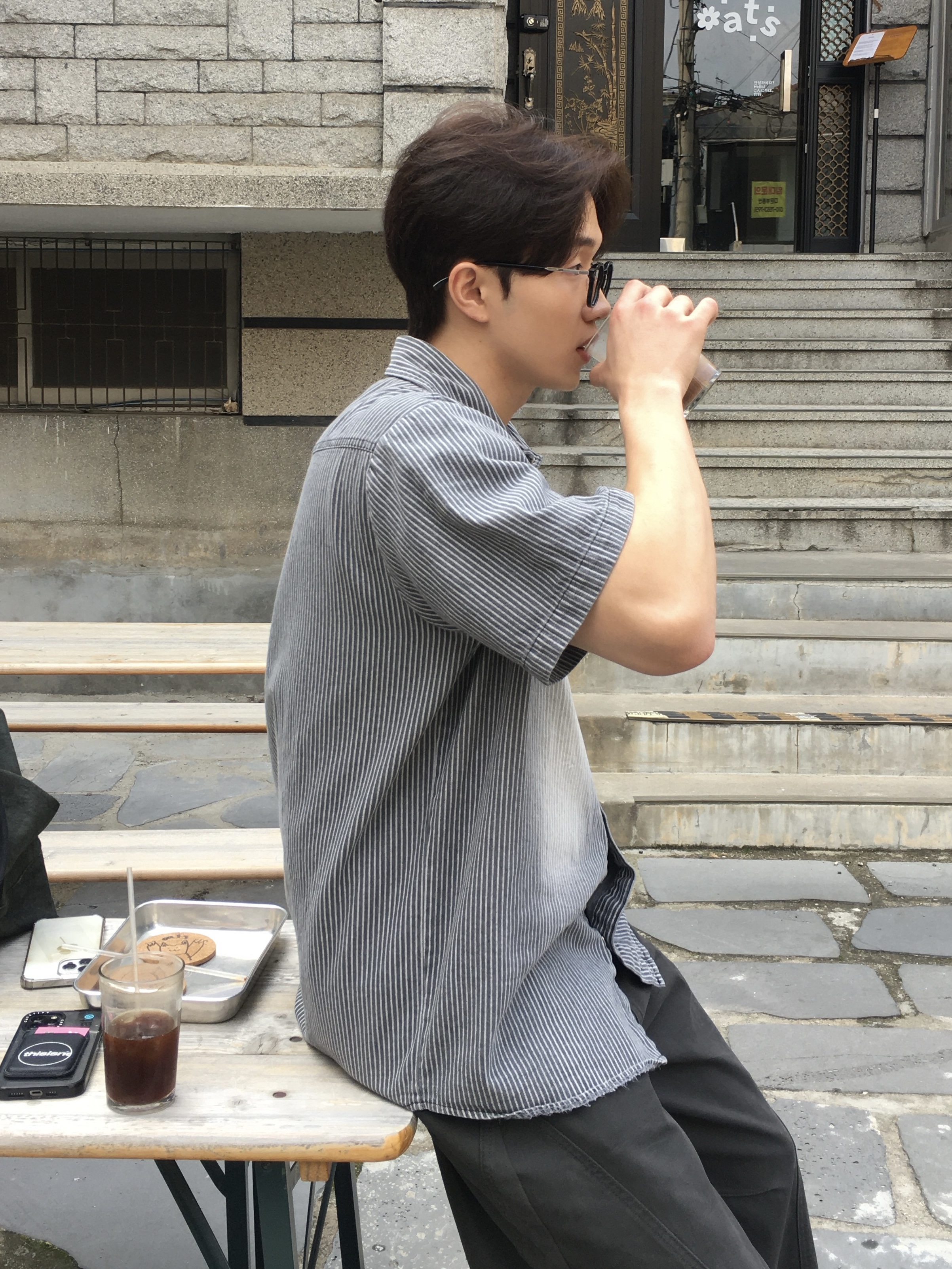 [6% 적립] NegativeThree Moley Tracking Sneakers Nut Brown 착용 스타일 - 5