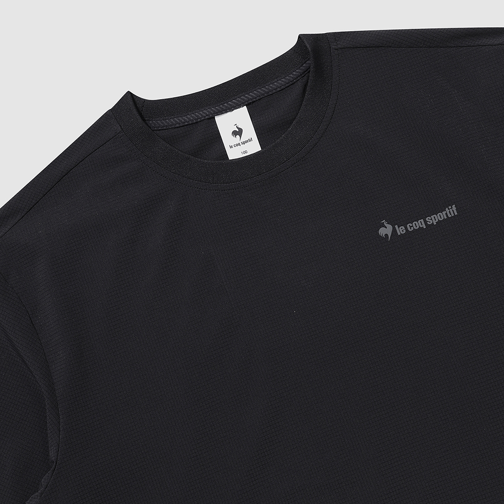 르꼬끄 스포르티브 유니 웨이브 선데이 에어닷 루즈핏 반팔 피스테 - 블랙(QQ223SWT63)(le coq sportif Wave Sunday Unisex Airdot Short-Sleeve Piste Black) - 4