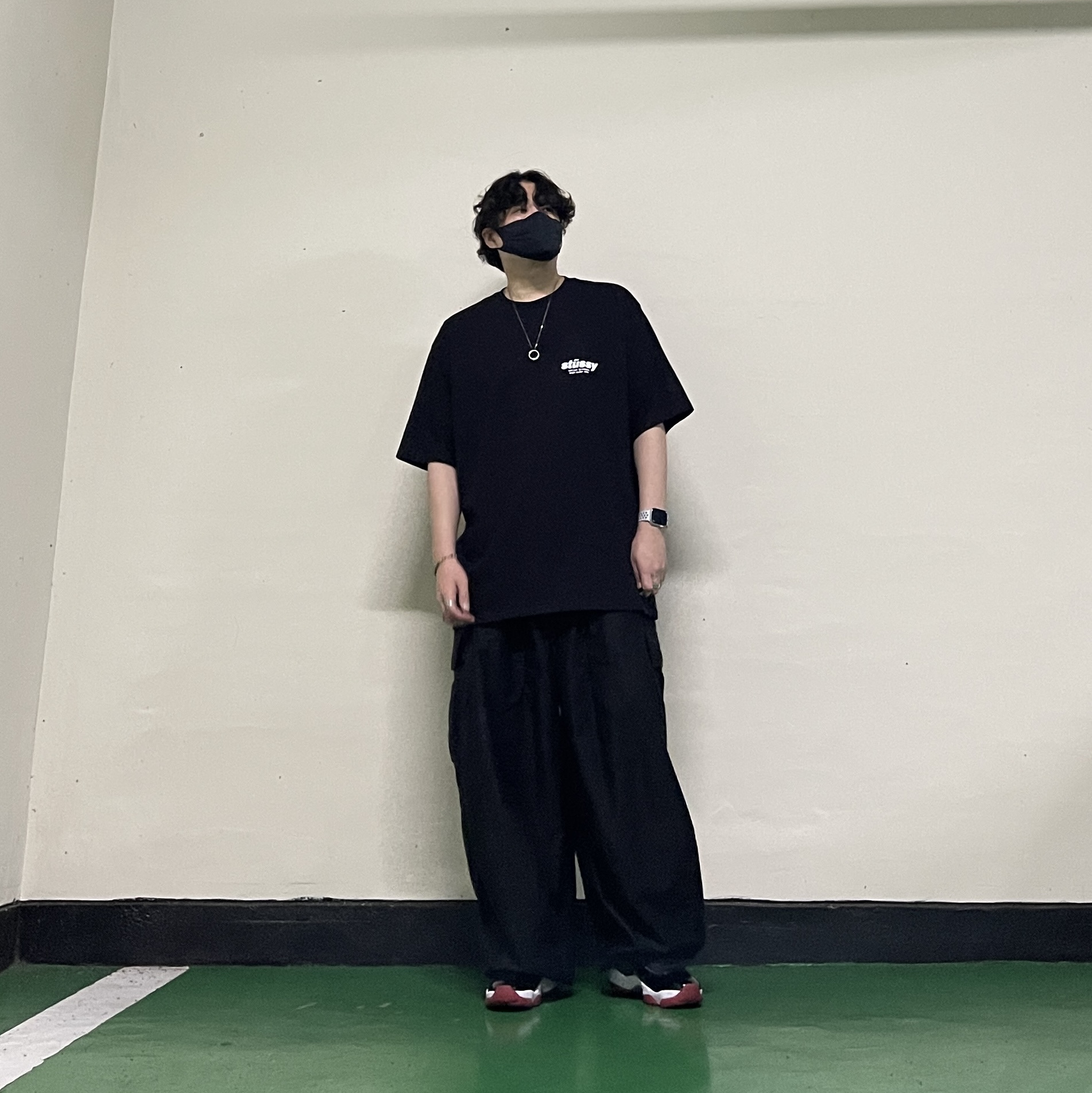 Stussy Rollers T-Shirt Black, Needles H.D. BDU Pants Black 착용 스타일 - 3