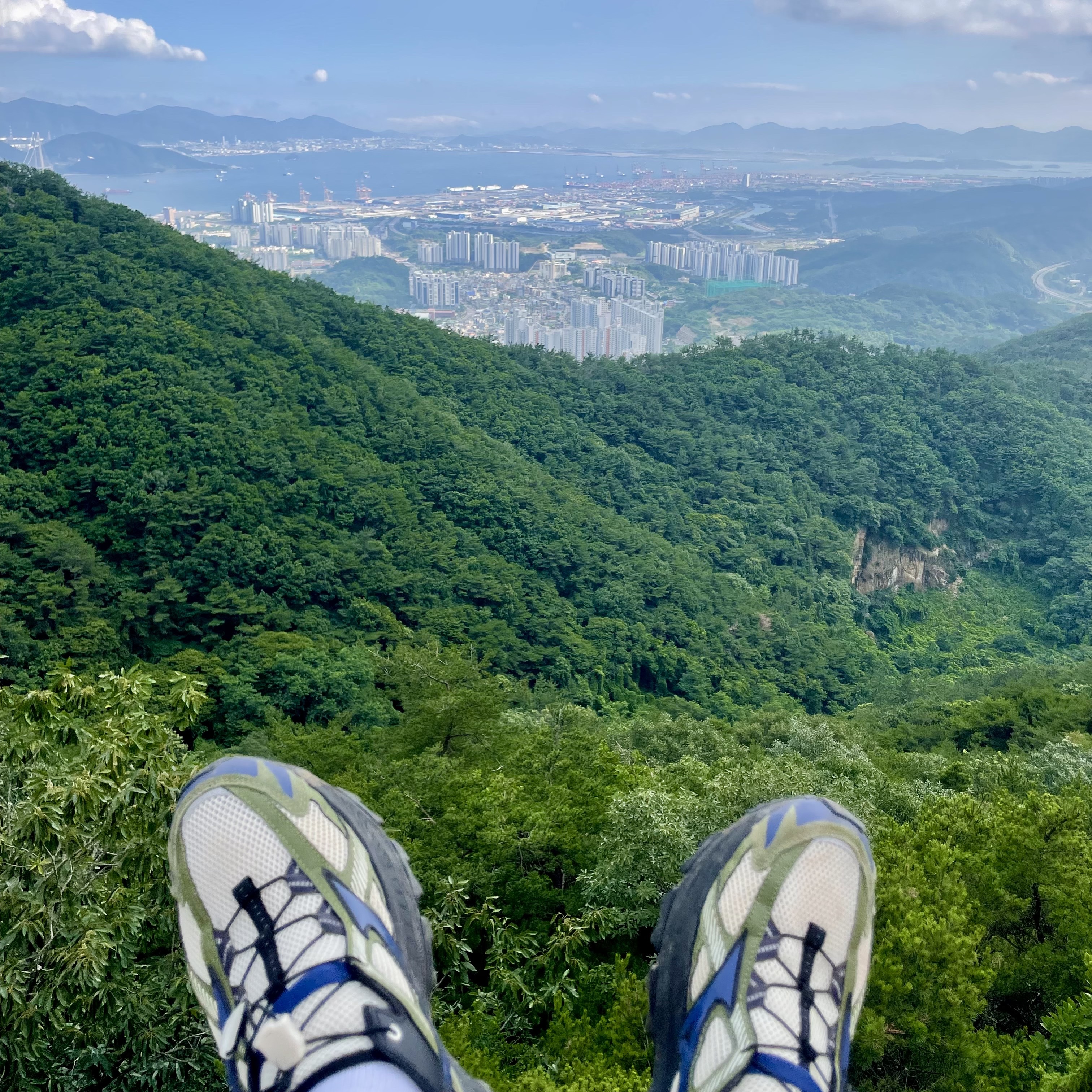 Mizuno Racer Trail SE Khaki 착용 스타일