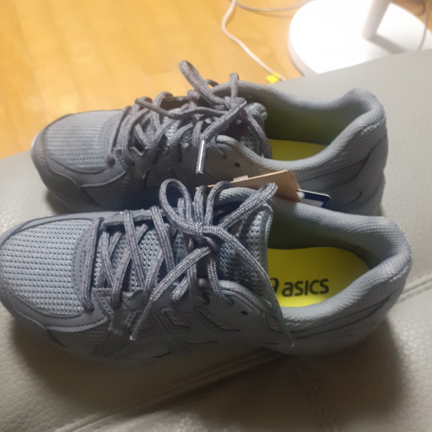 (W) Asics Jog 100 T Piedmont Grey - 2E Extra Wide 착용 스타일