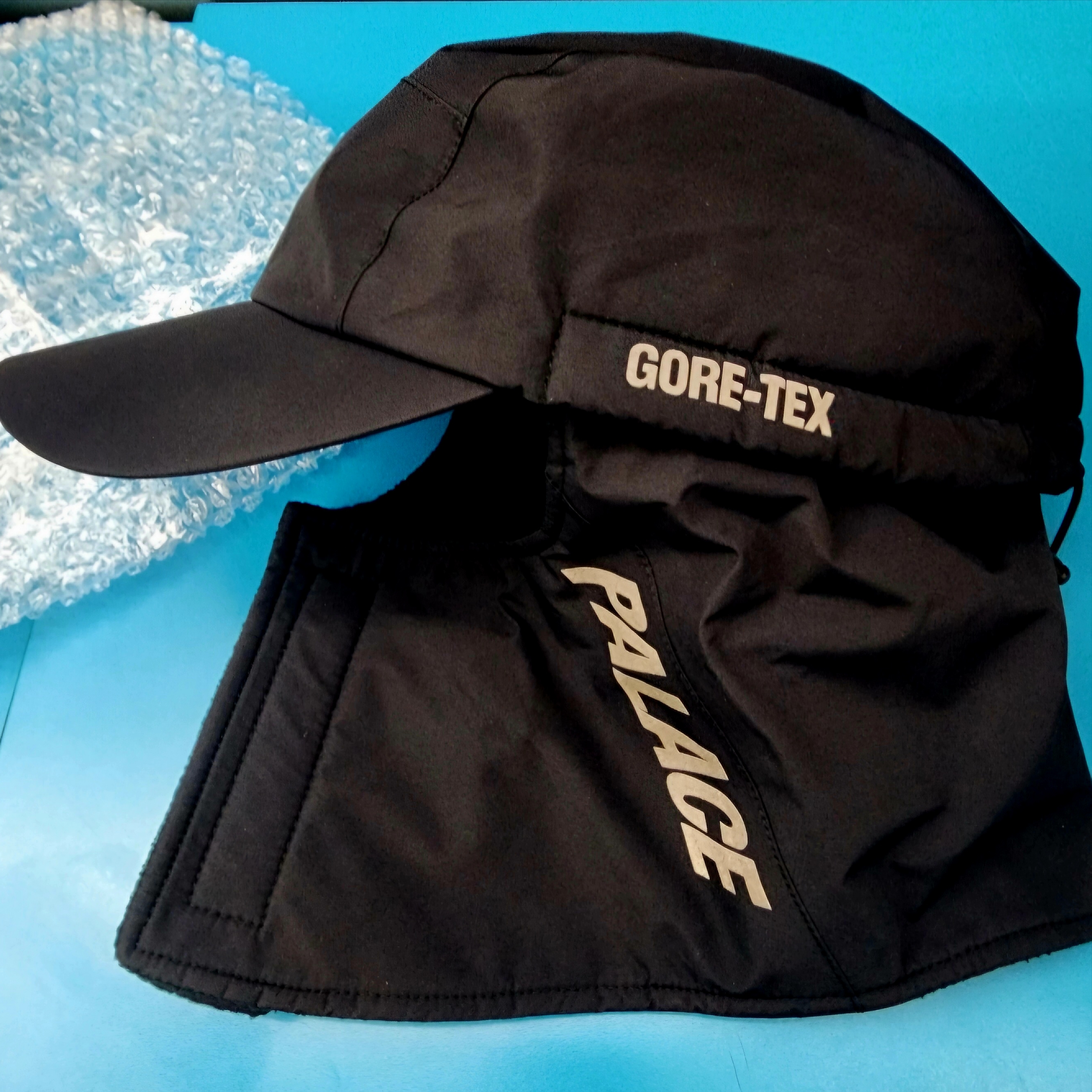 Palace Gore-Tex Mask Cap Black - 23FW 착용 스타일