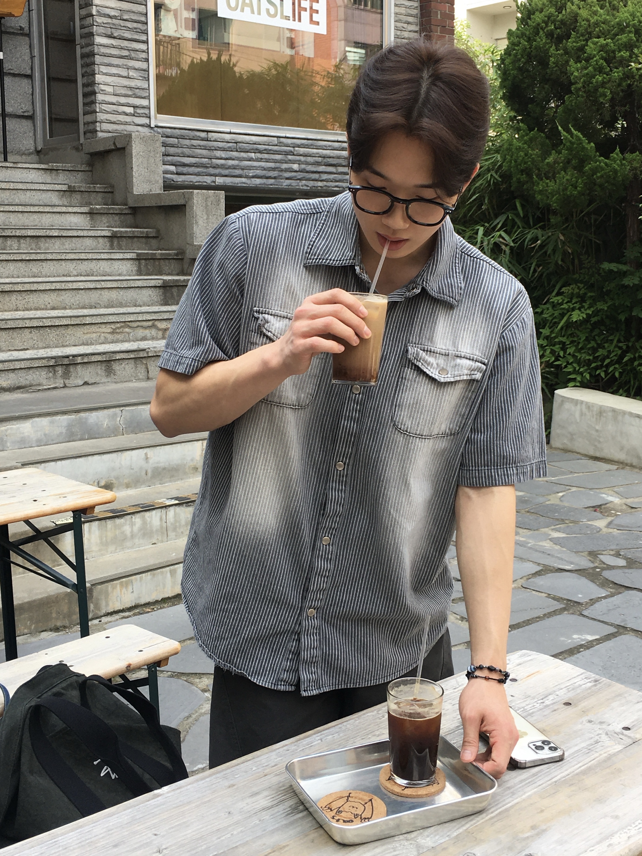 [6% 적립] NegativeThree Moley Tracking Sneakers Nut Brown 착용 스타일 - 3