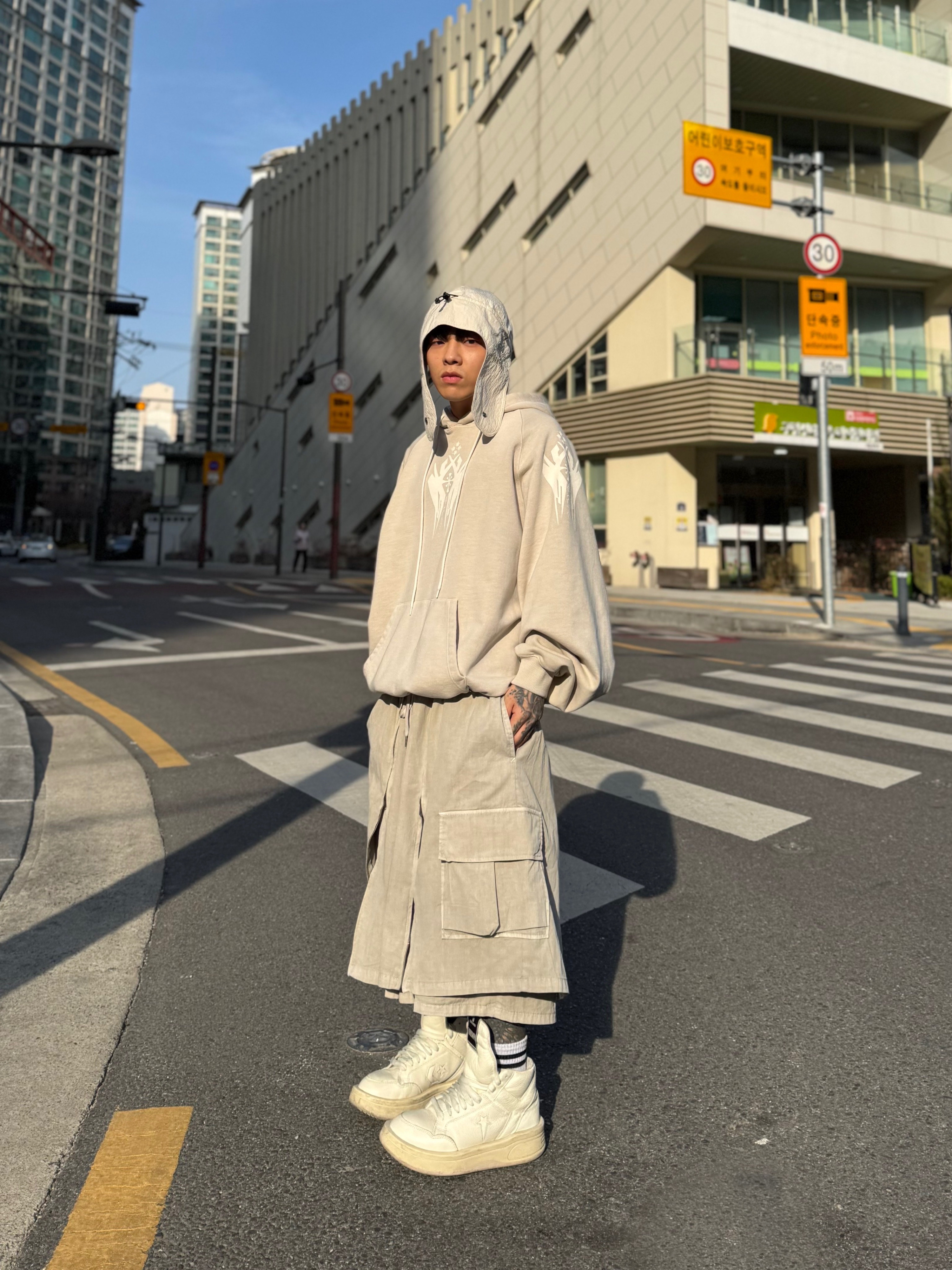 Converse x Drkshdw Turbowpn Egret 착용 스타일
