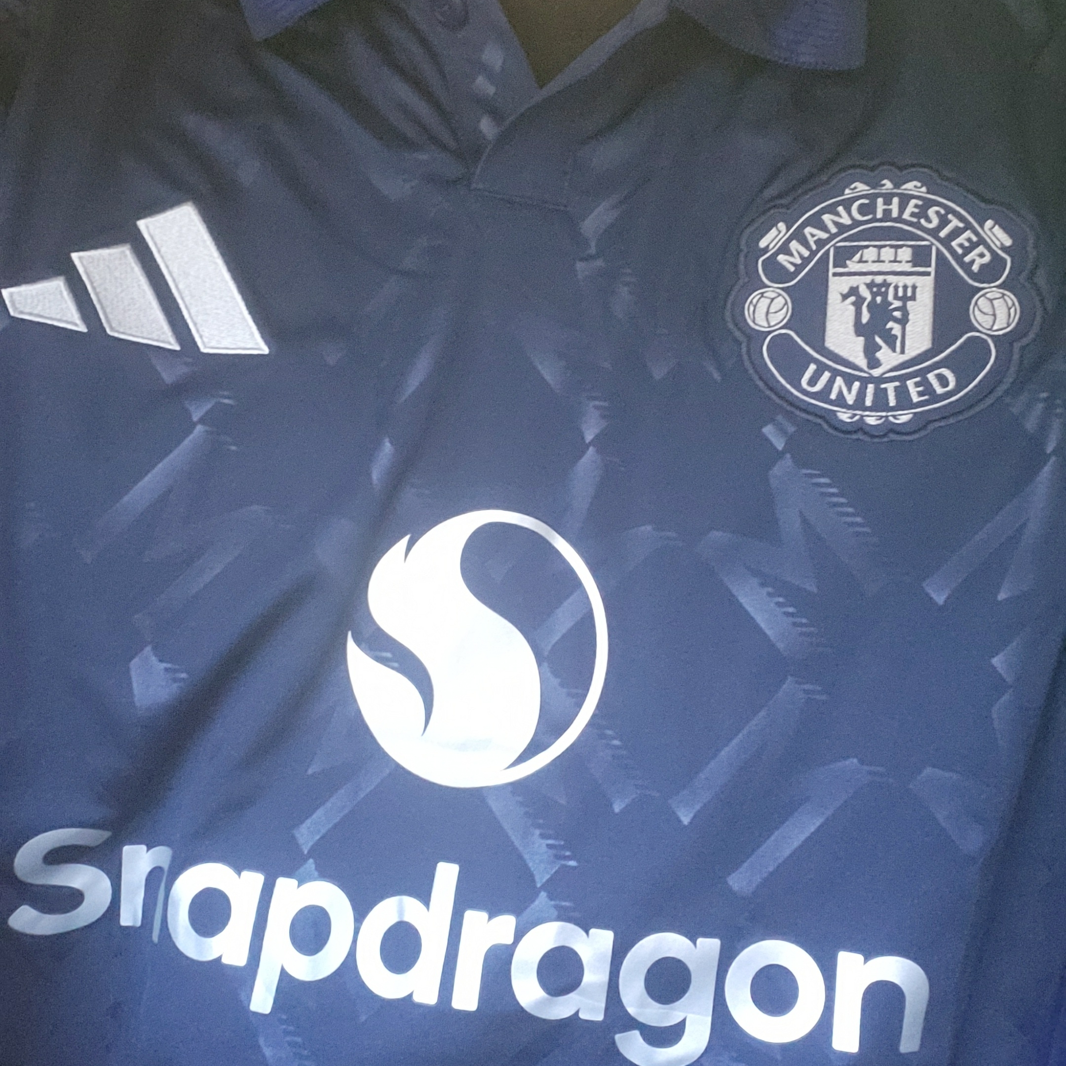 Adidas Manchester United 2024/25 Away Jersey Night Indigo - KR Sizing (Non Marking Ver.) 착용 스타일