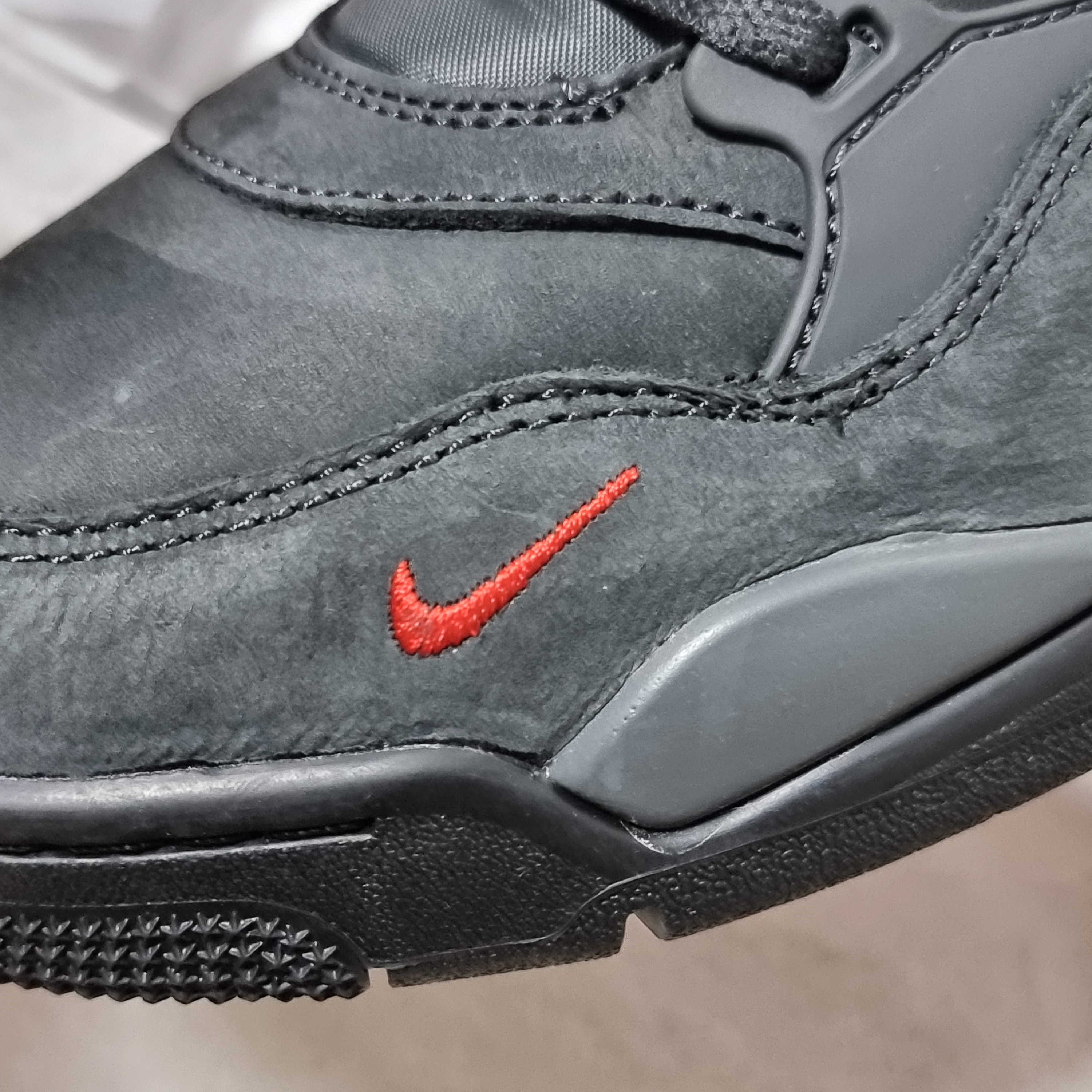 Jordan 4 x Nigel Sylvester RM SP Driveway Grey 착용 스타일 - 2