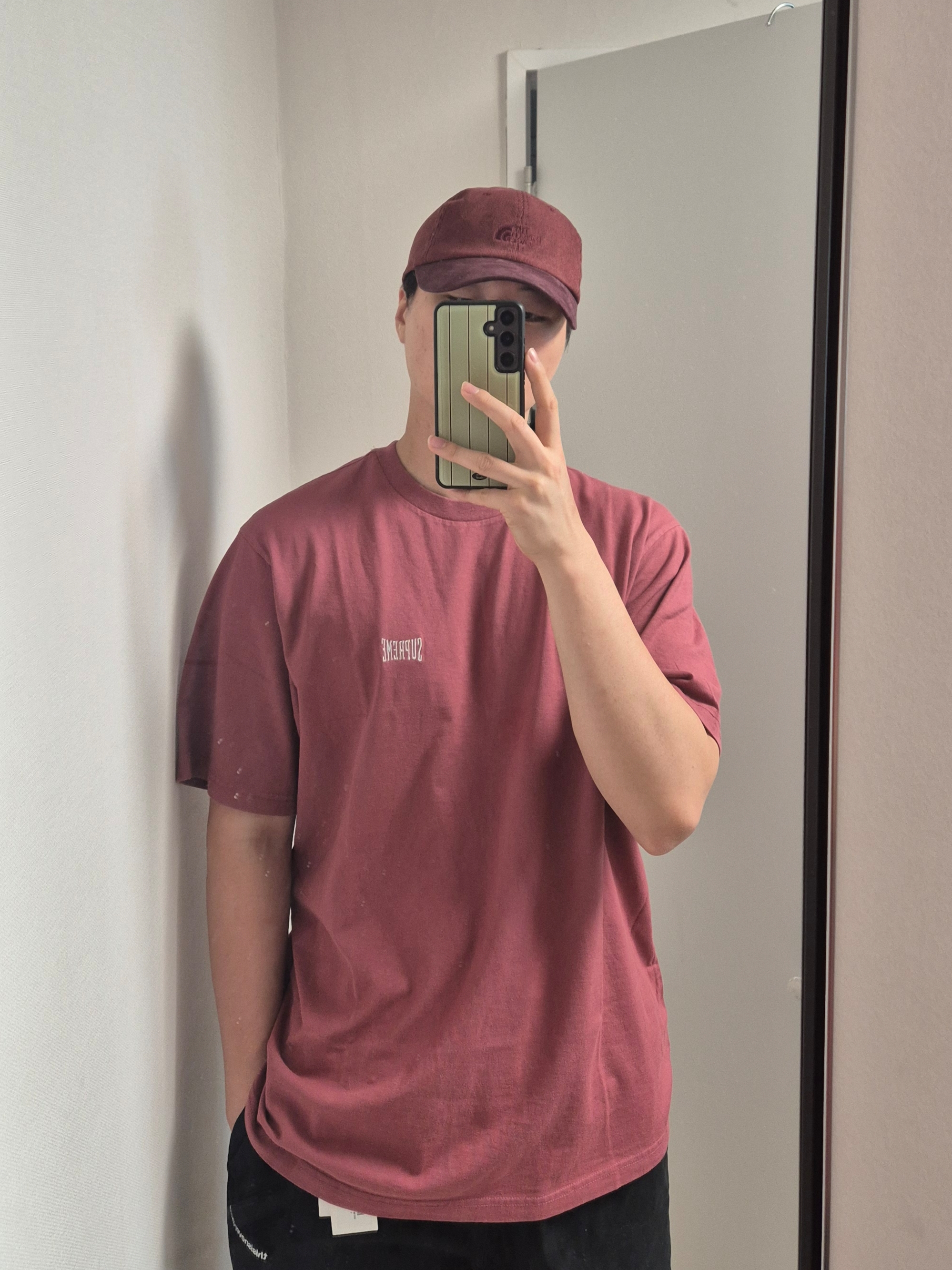 Nike Shox Ride 2 Black and Phantom, Supreme Warm Up Washed S/S Top Maroon - 25SS 착용 스타일 - 2