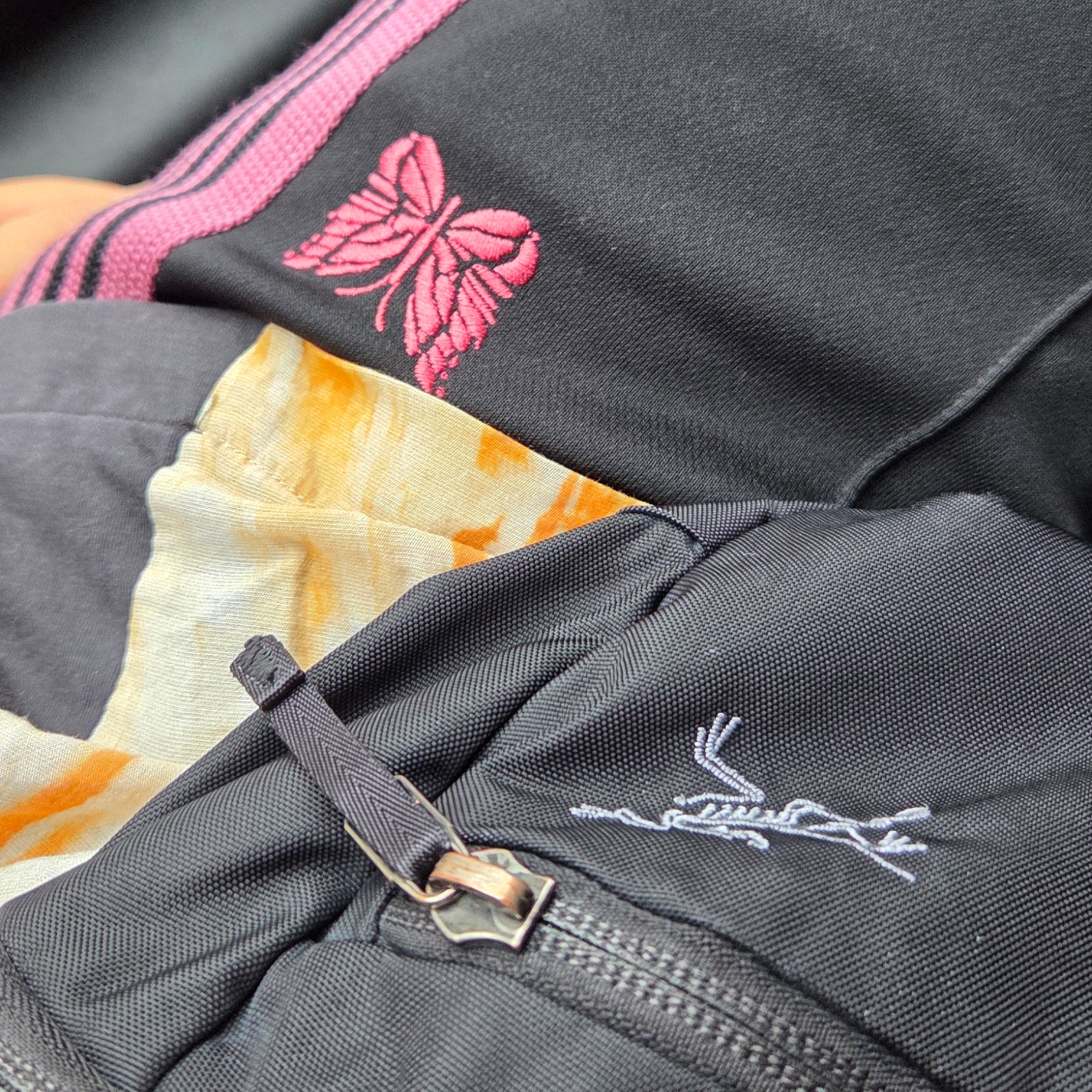 Salomon Quest 4D Gore-Tex ADV Kangaroo, Arc'teryx Mantis 2 Waistpack Black 착용 스타일 - 2
