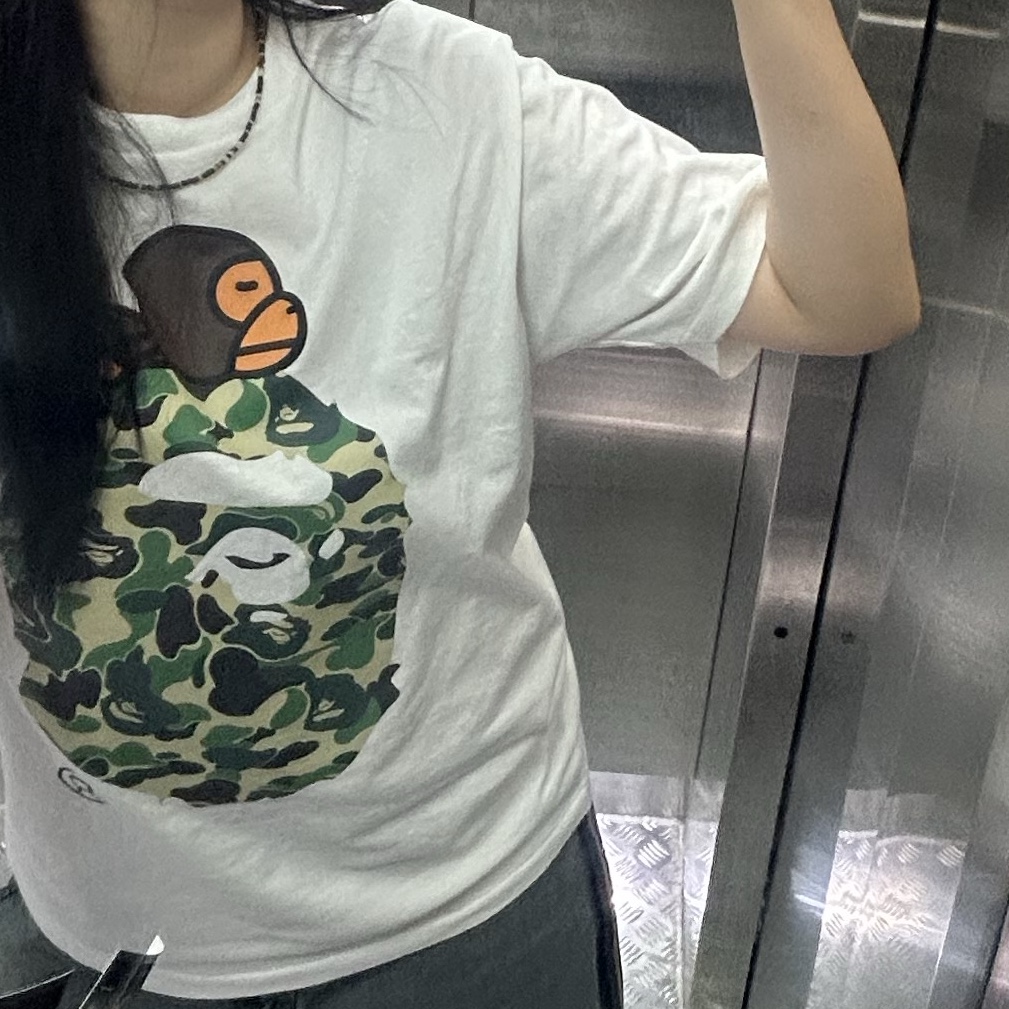 BAPE ABC Camo Milo on Big Ape T-Shirt White Green 착용 스타일