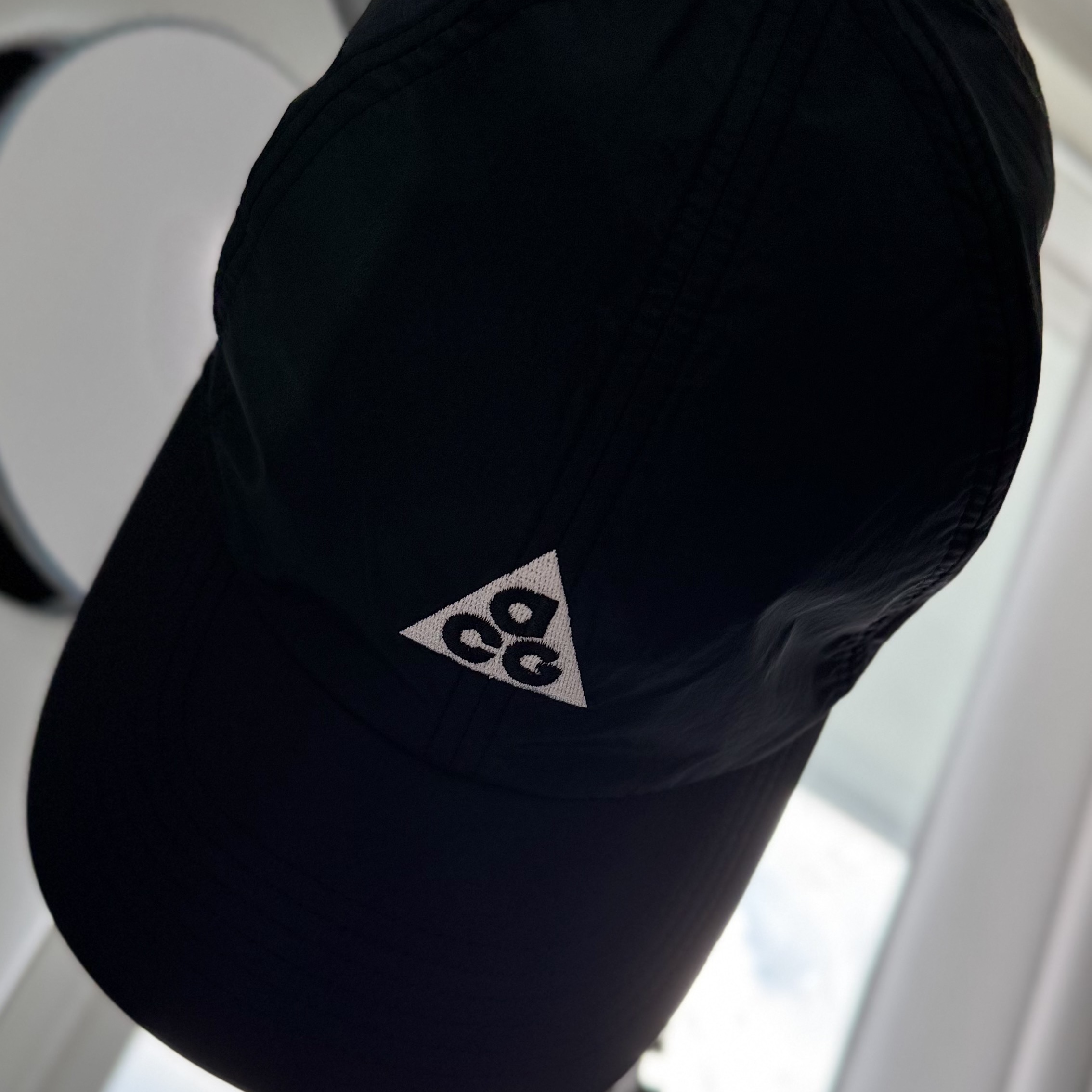Nike ACG Trail Cap Black 착용 스타일