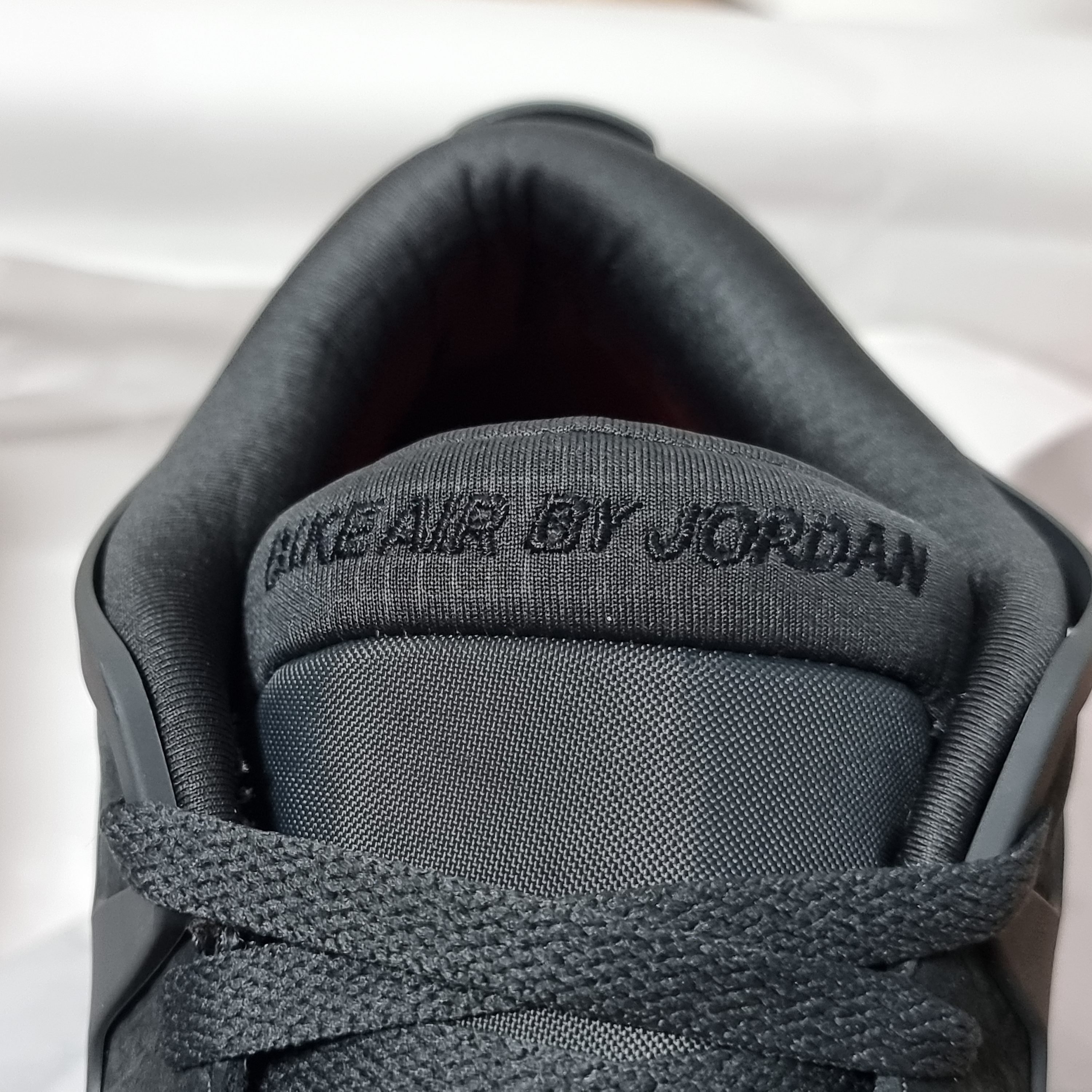 Jordan 4 x Nigel Sylvester RM SP Driveway Grey 착용 스타일 - 1