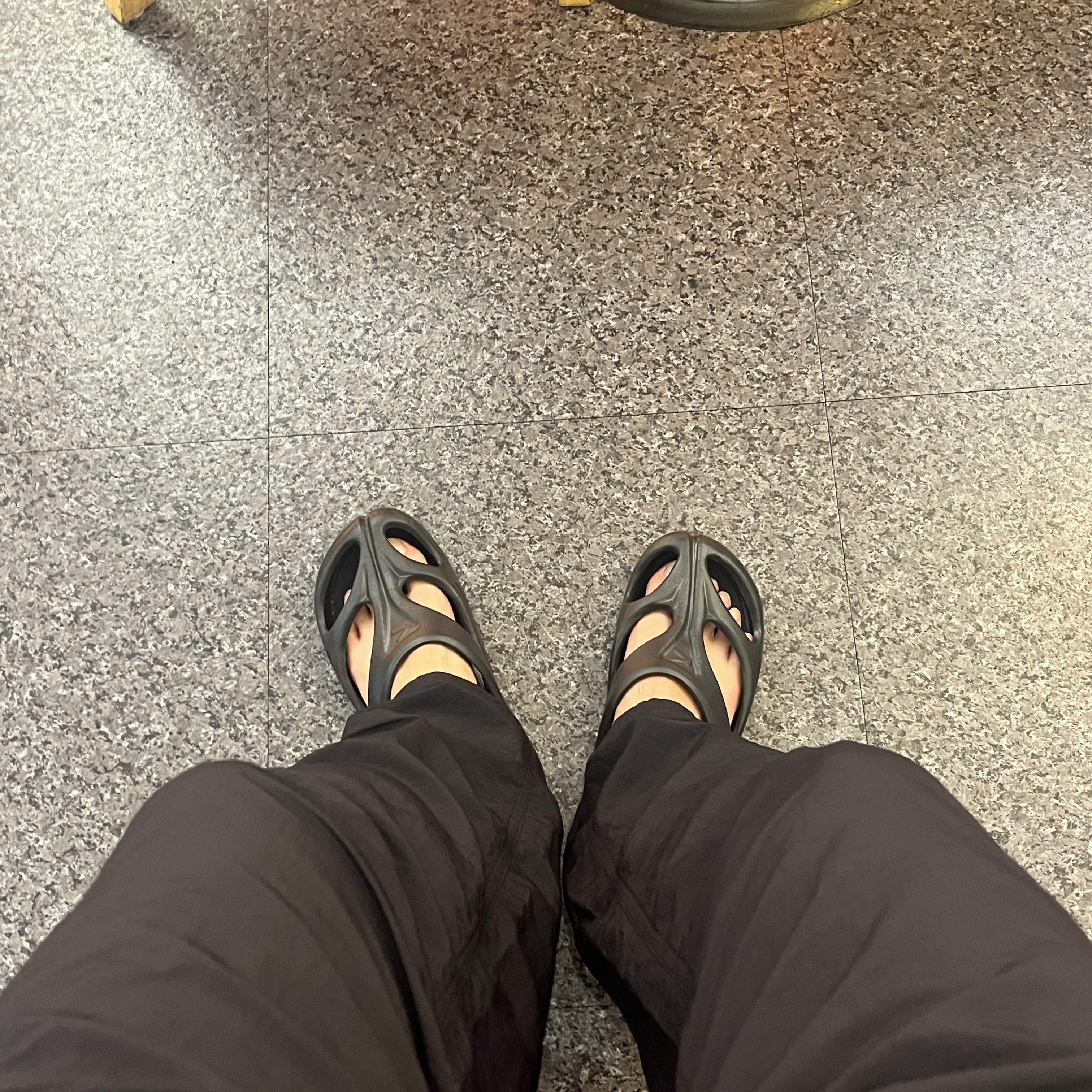 Keen Shanti Black Dawn Blue 착용 스타일