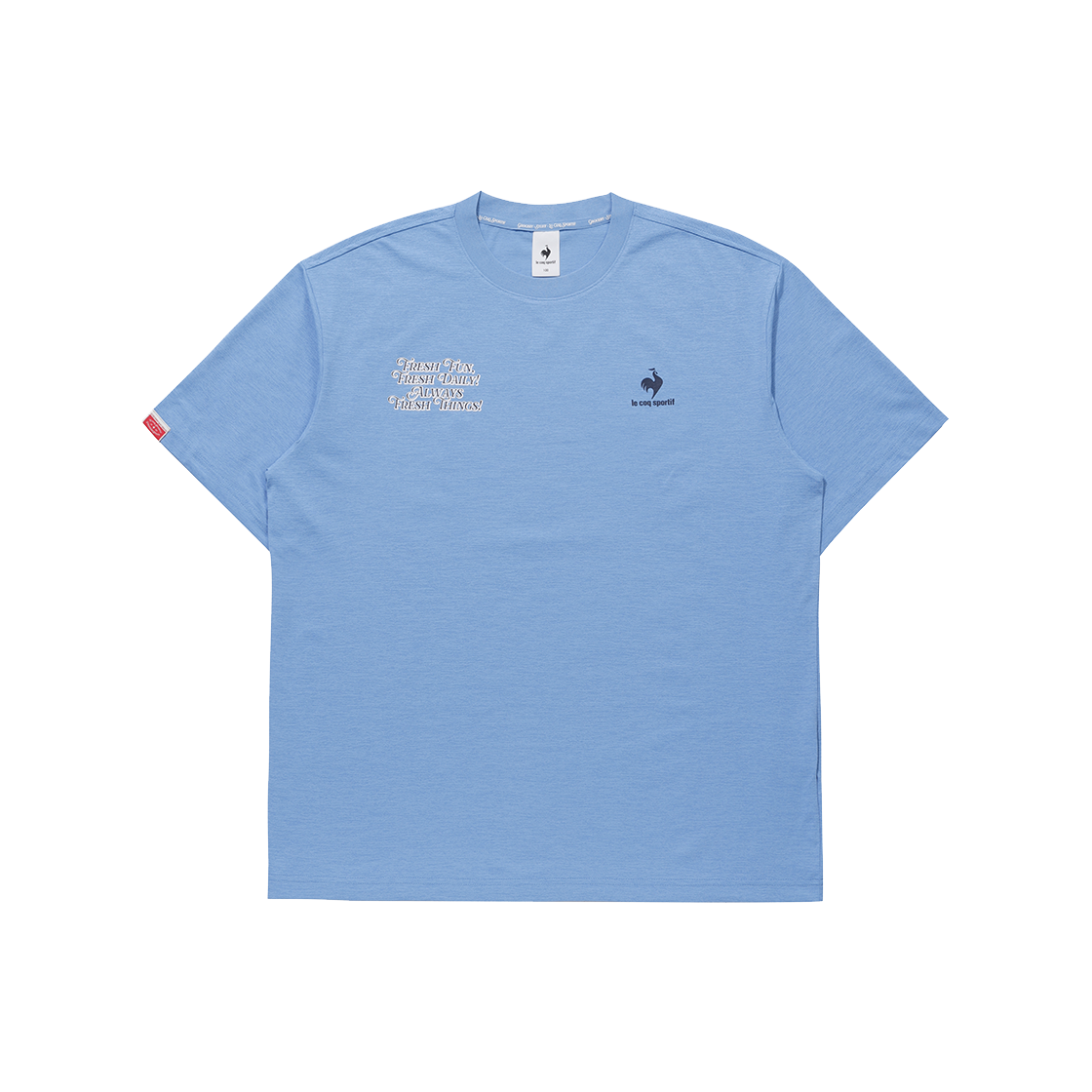 르꼬끄 스포르티브 르꼬끄X그로서리스터프 유니 듀얼플렉스 반팔티 - 블루(QQ223LRS47)(le coq sportif Grocery Stuff X LCS Dual-Flex Back Graphic Short Sleeve T-Shirt Mid Blue)