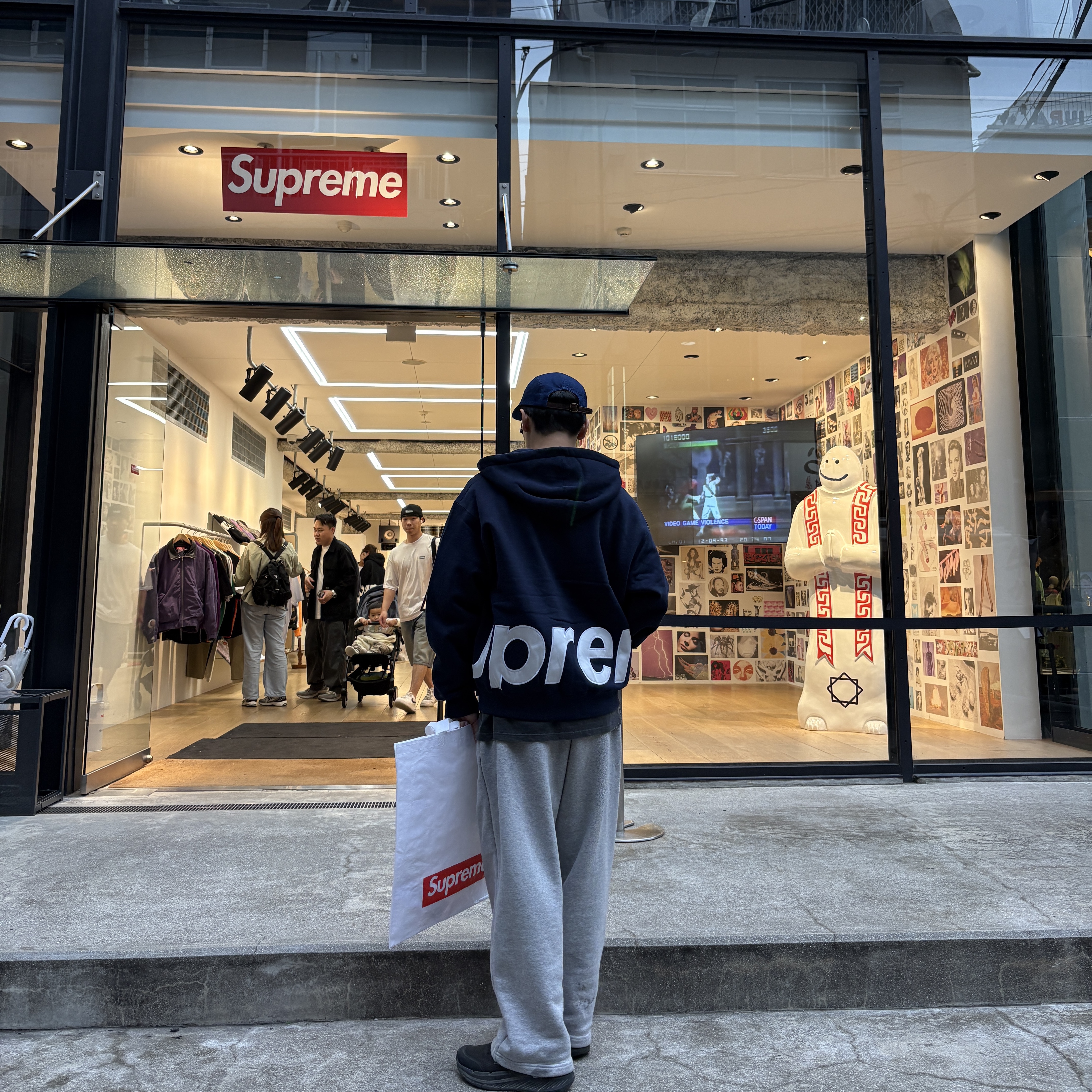 Supreme Big Logo Zip Up Hooded Sweatshirt Navy - 25SS 착용 스타일