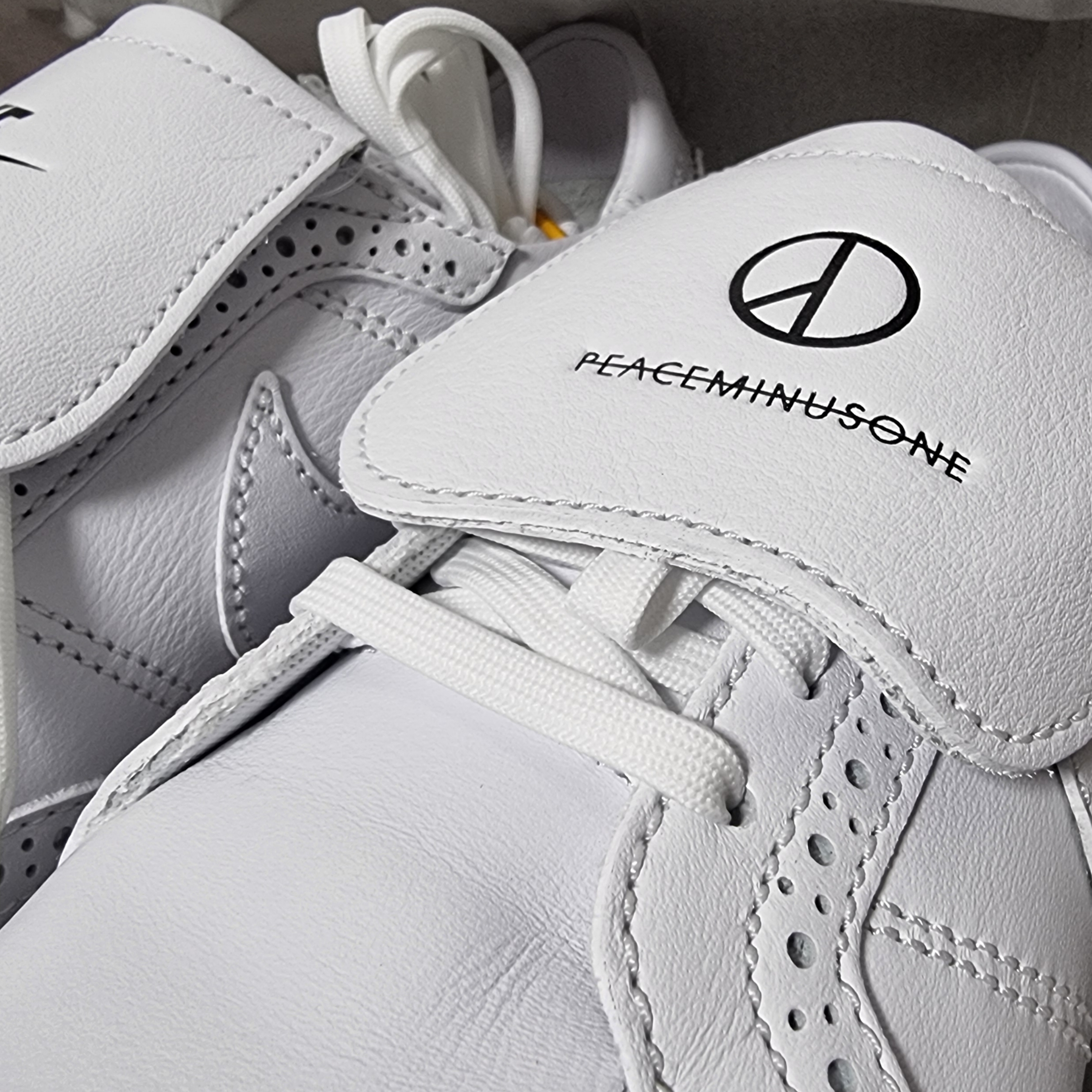 Nike x Peaceminusone Kwondo1 White 착용 스타일 - 1