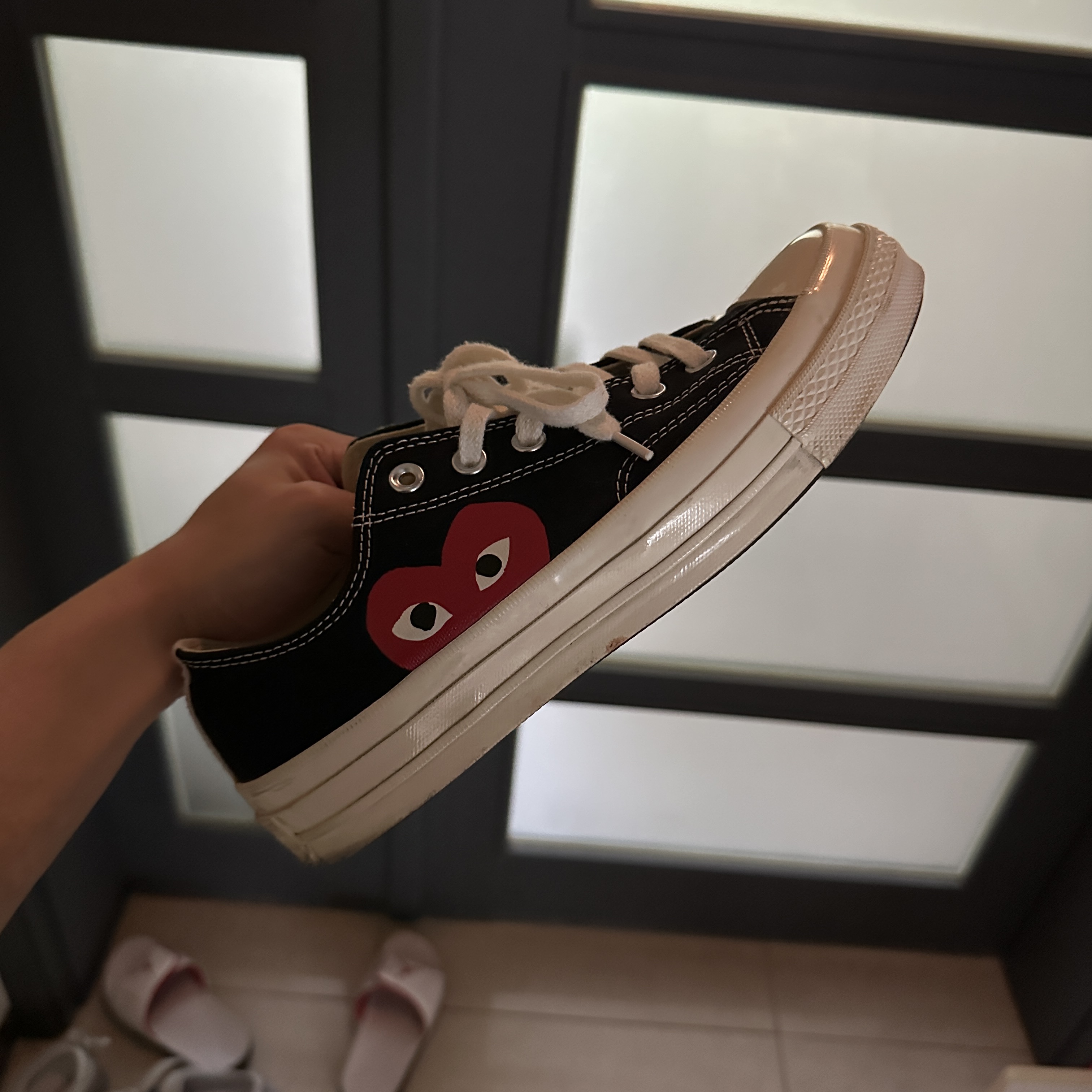 Converse x Play Comme des Garcons Chuck 70 Ox Black 착용 스타일