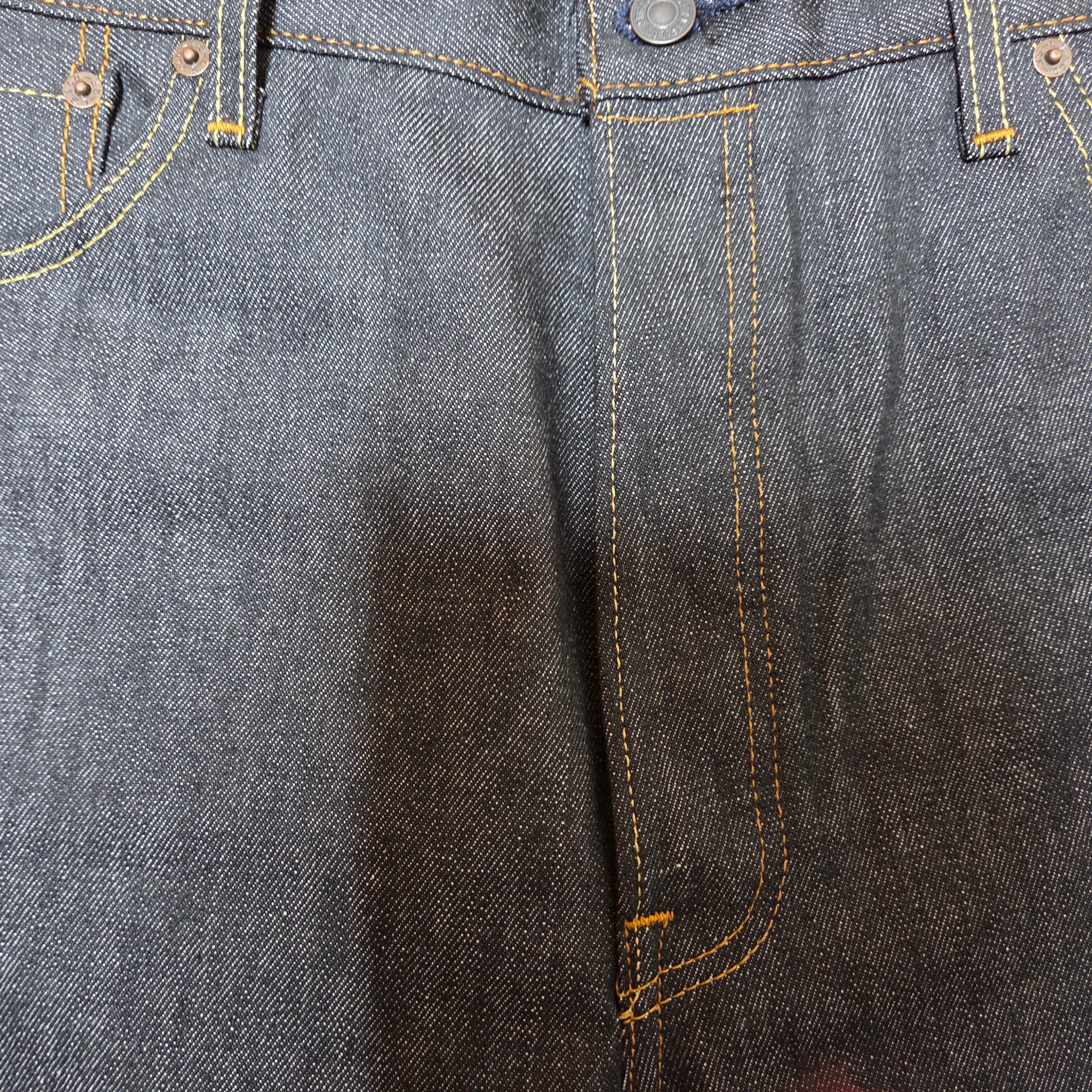 Levi's 501 Original Fit Rigid Jean Black 착용 스타일 - 2
