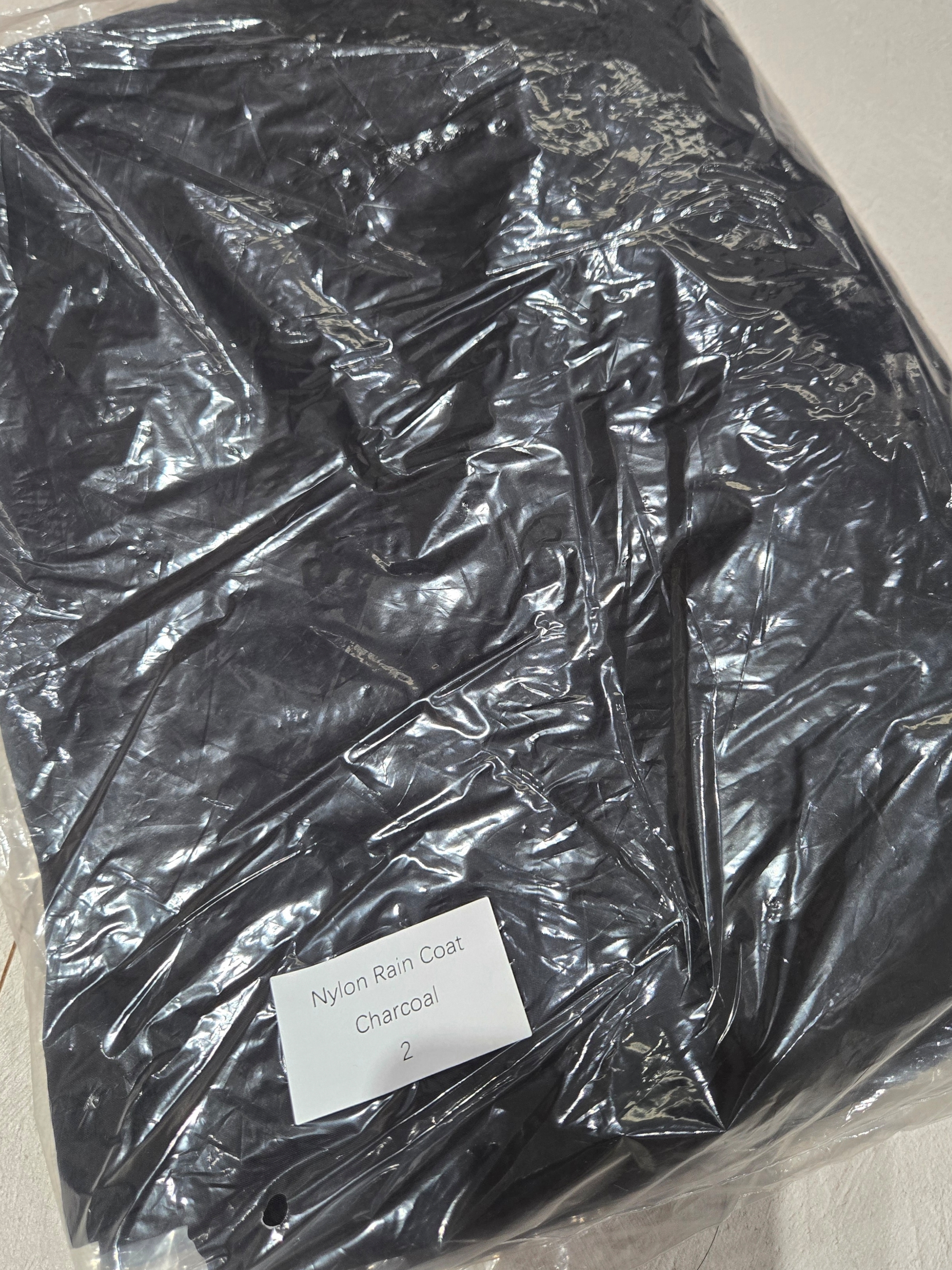 Yeezy x Gosha Rubchinskiy Tribune Herald RC-01 Jacket Charcoal 착용 스타일