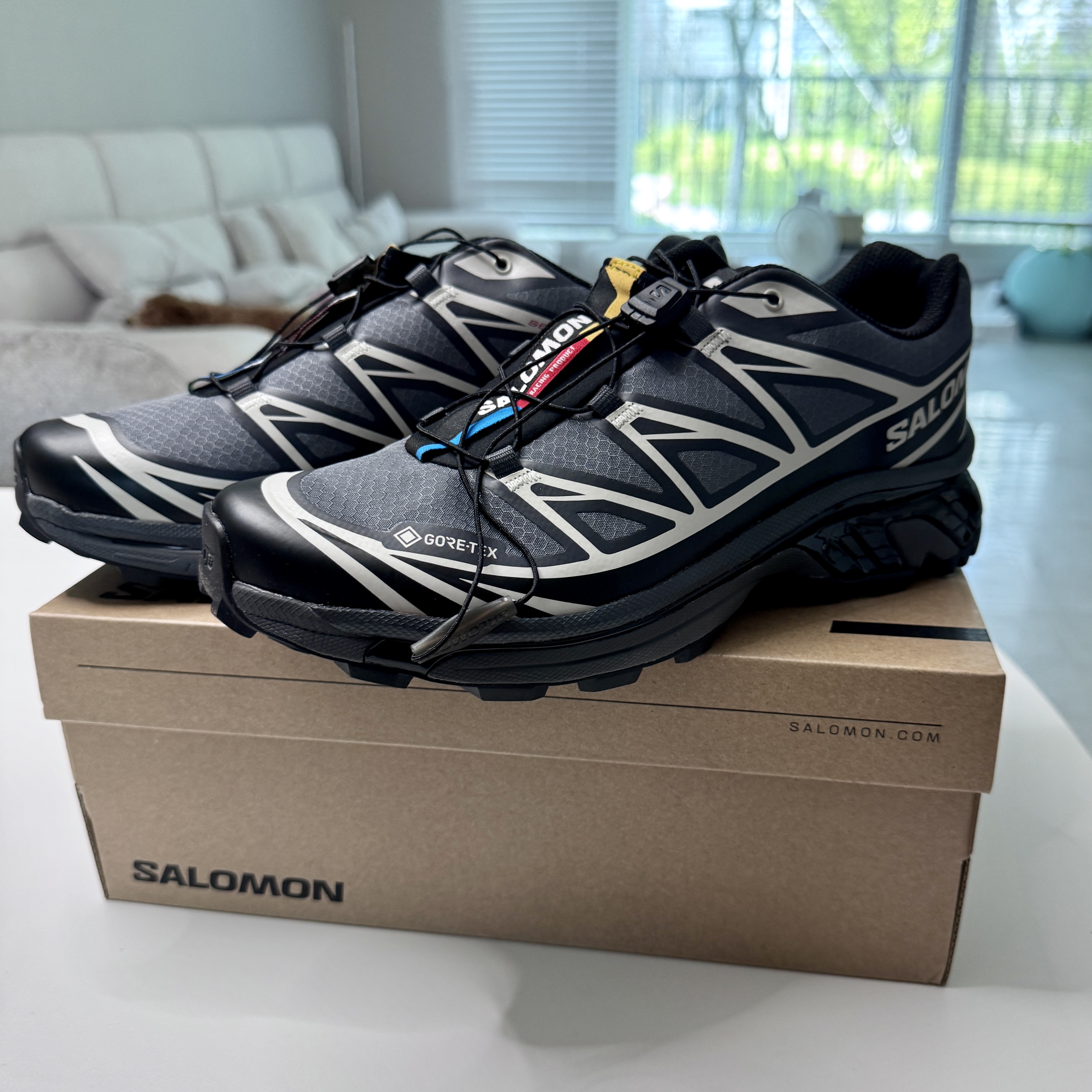 Salomon XT-6 Gore-Tex Black Ebony 착용 스타일 - 1