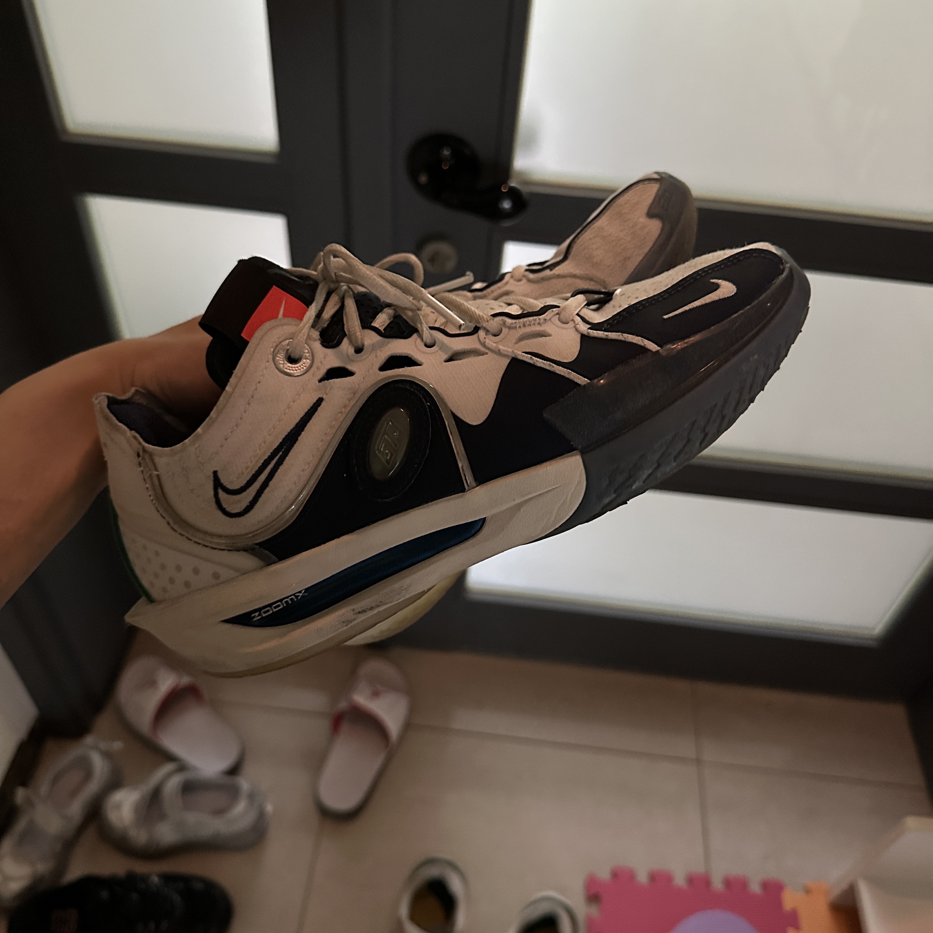 Nike Air Zoom GT Cut 3 ASW EP White Metallic Silver 착용 스타일