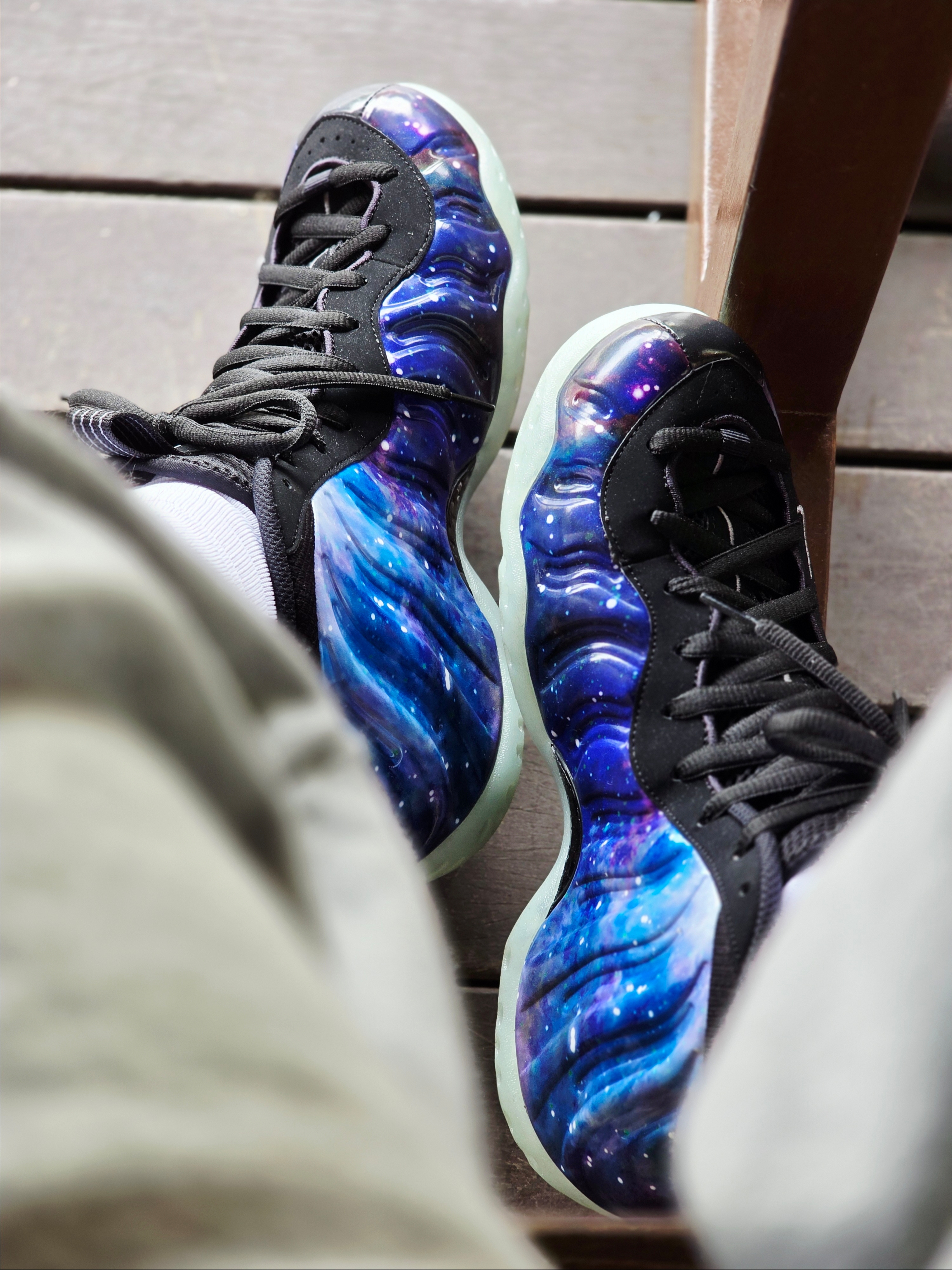 Nike Air Foamposite One Galaxy 착용 스타일