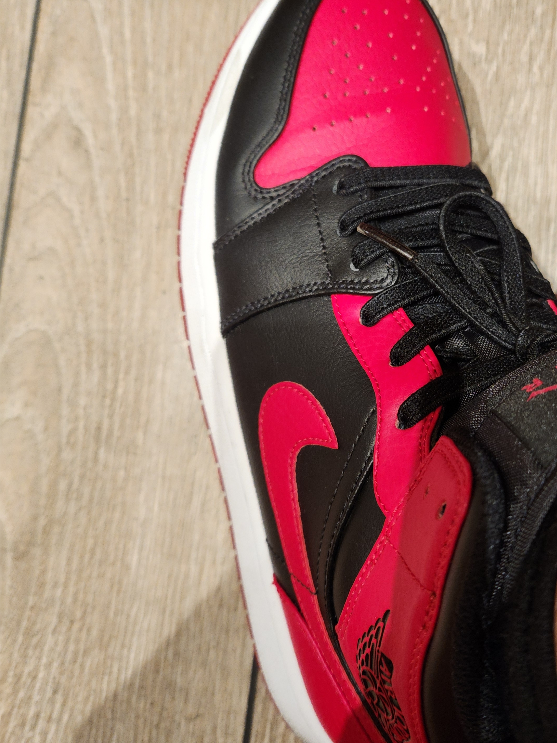 Jordan 1 Mid Bred Banned 2020 착용 스타일