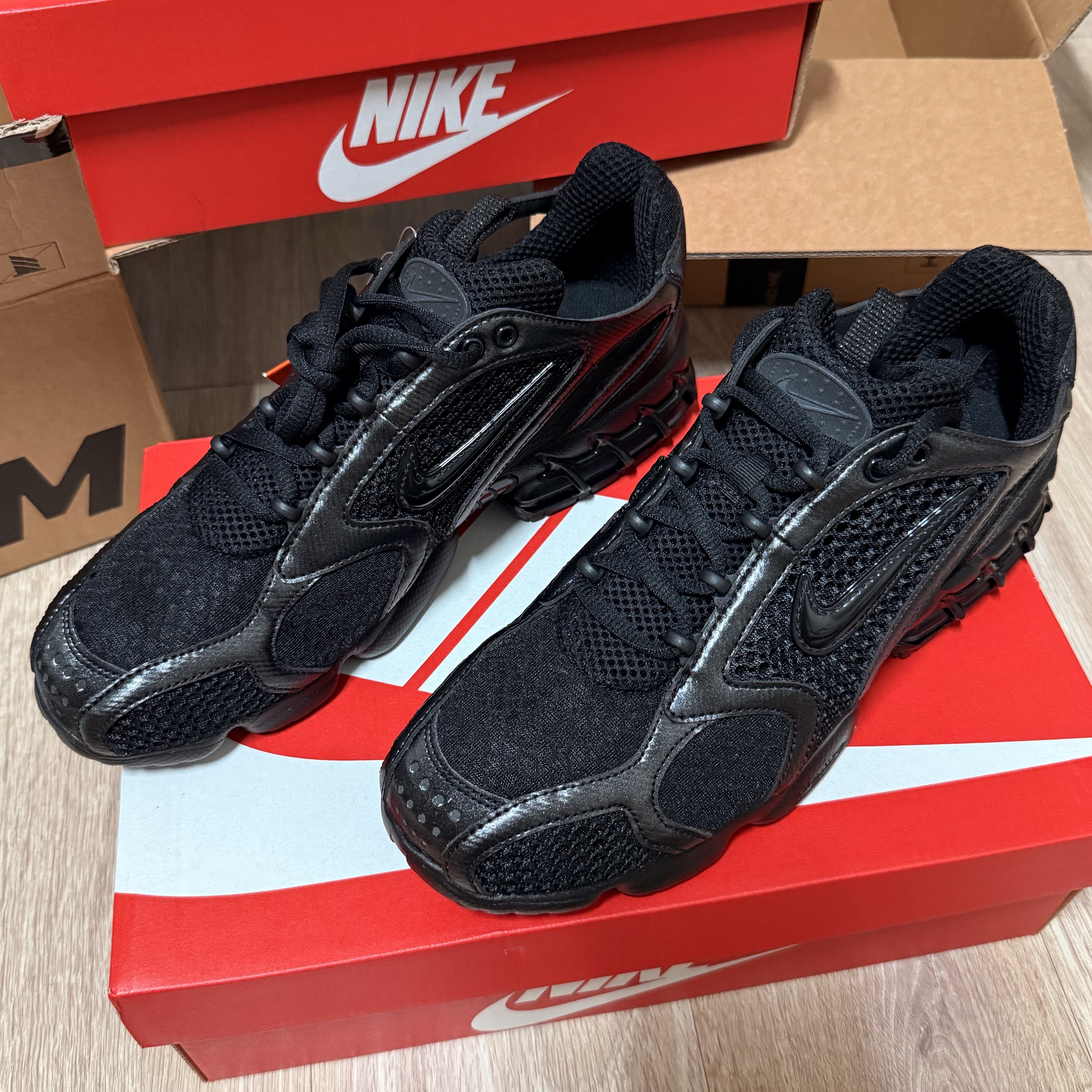 Nike Air Zoom Spiridon Cage 2 Black Anthracite 착용 스타일 - 1