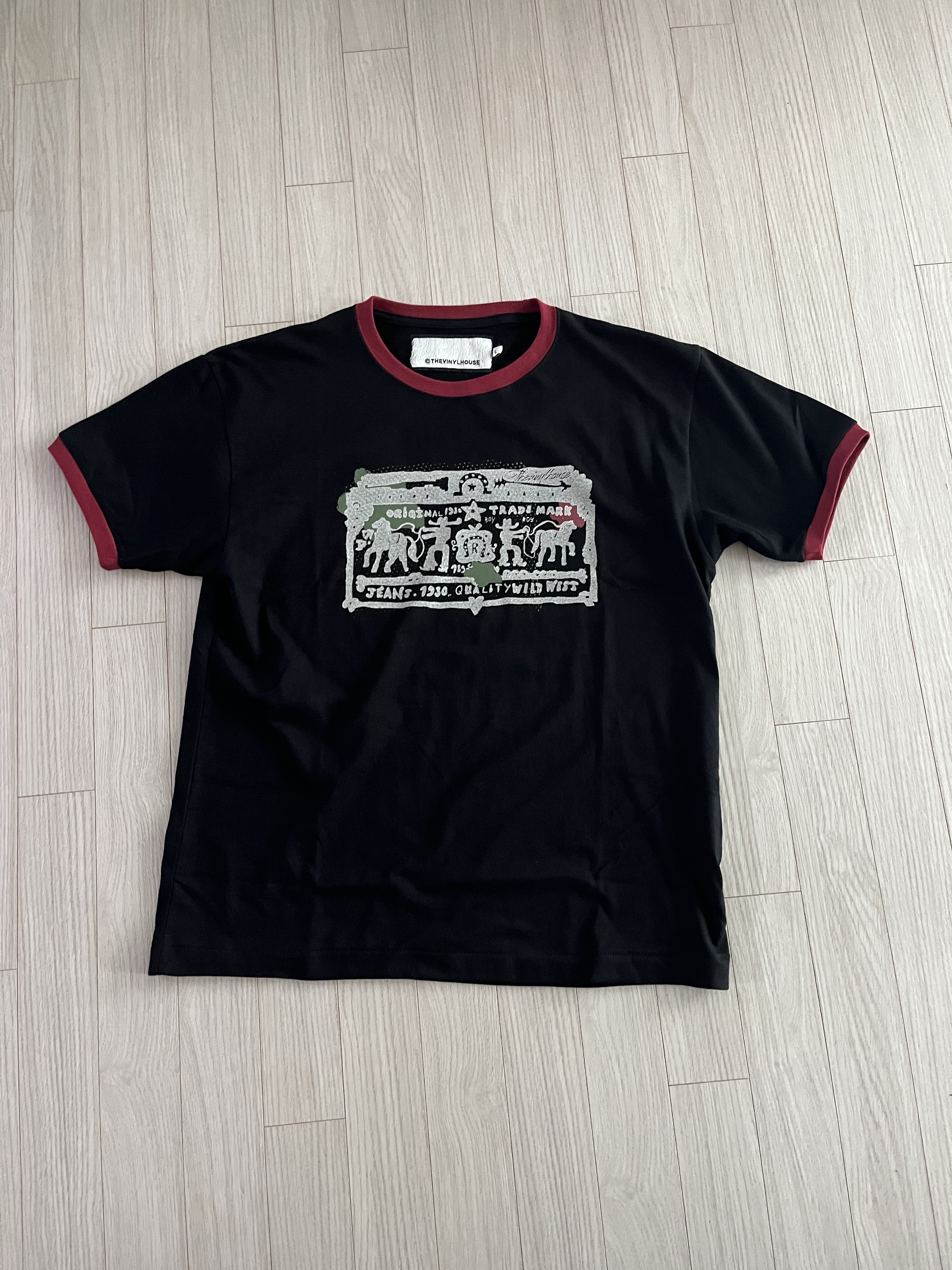 [KREAM 단독] Thevinylhouse Cowboy Pictogram Ringer Tee Black 착용 스타일 - 1